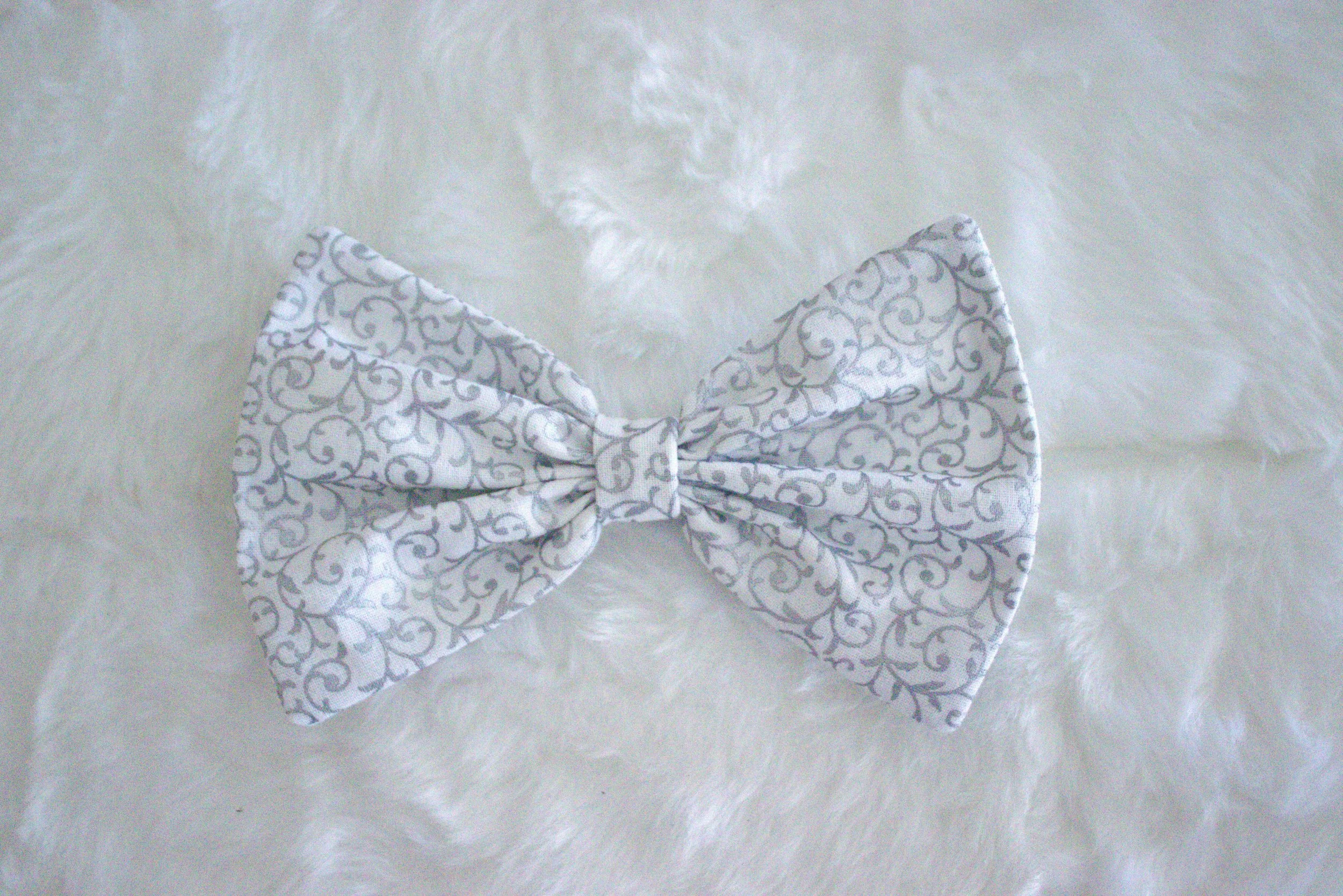 Small Single Bow - Silver Vines