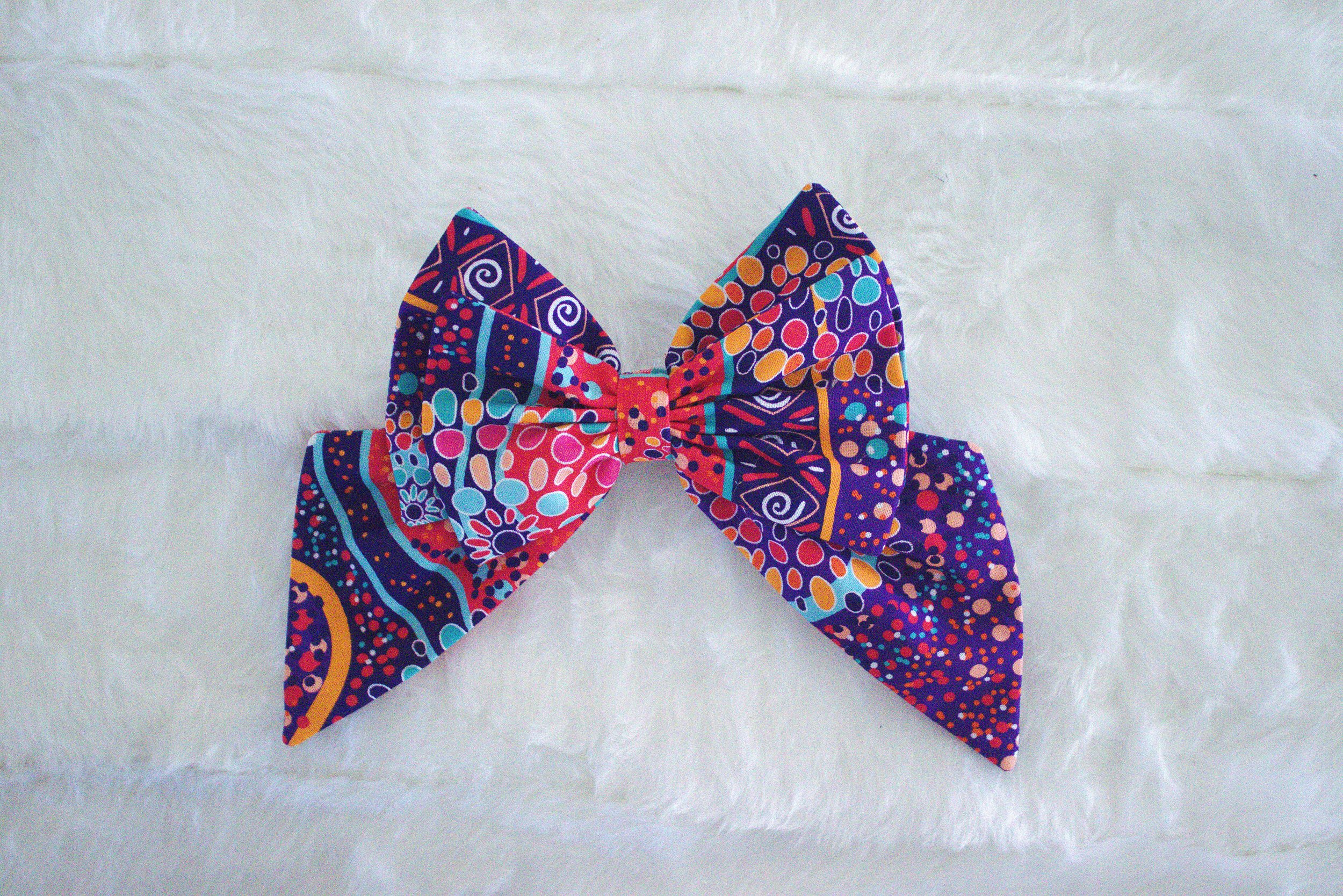 Medium Sailor Bow - DREAMING