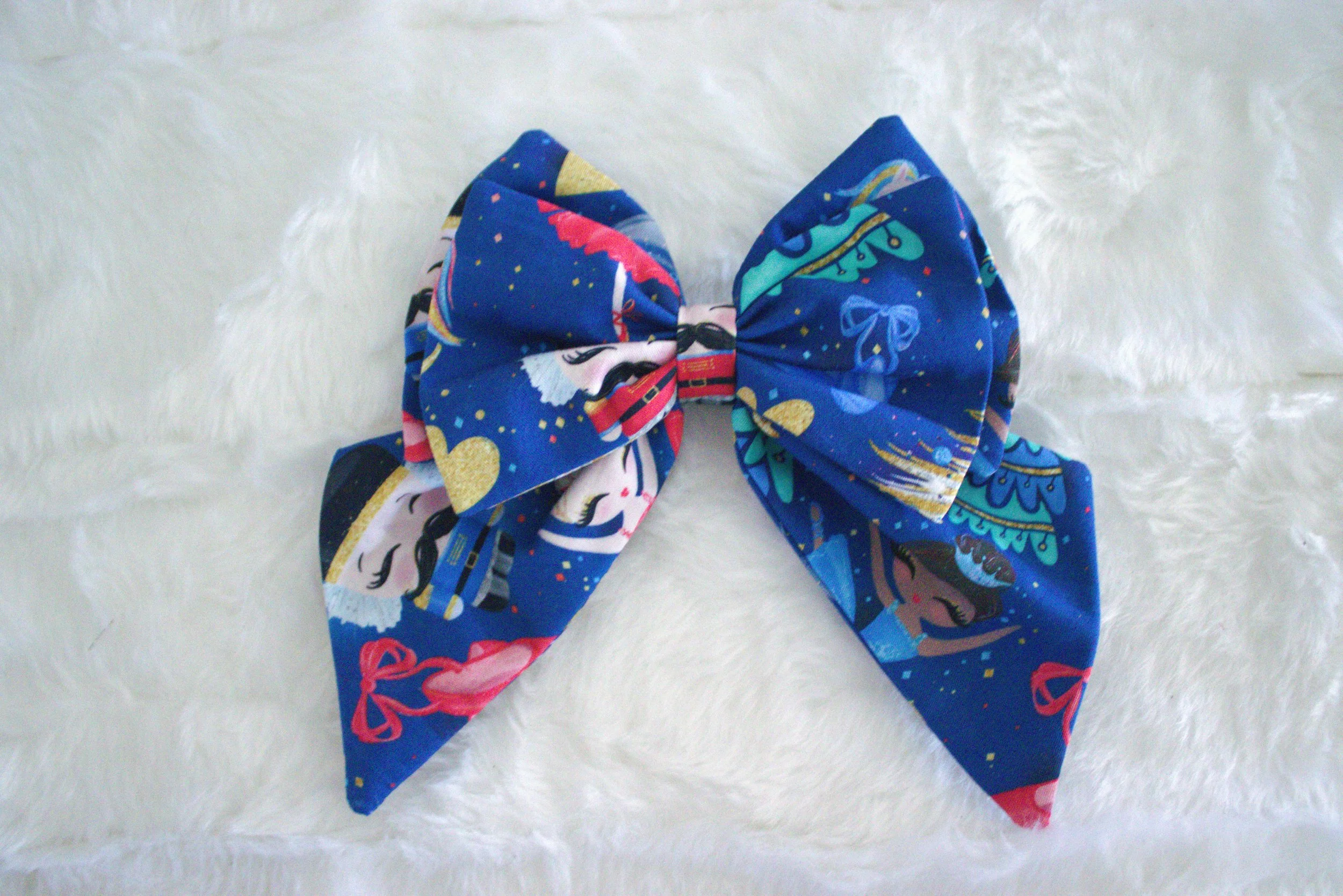 Medium Sailor Bow - Cartoon Nutcracker