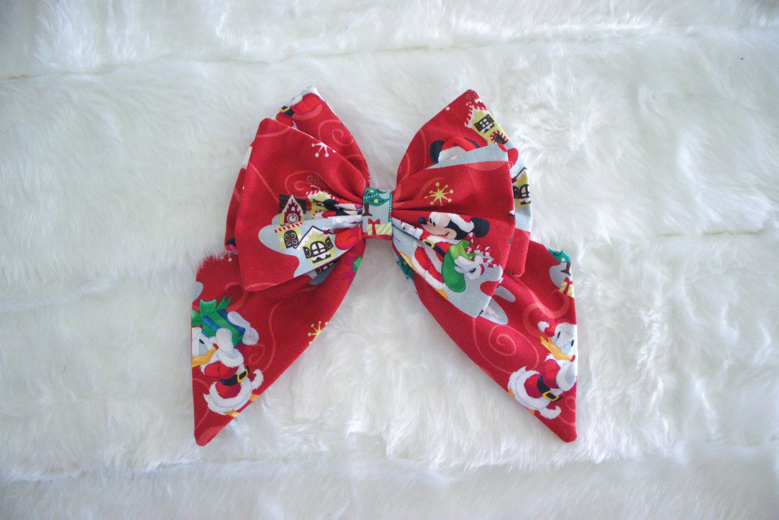 Medium Sailor Bow - Red Mouse