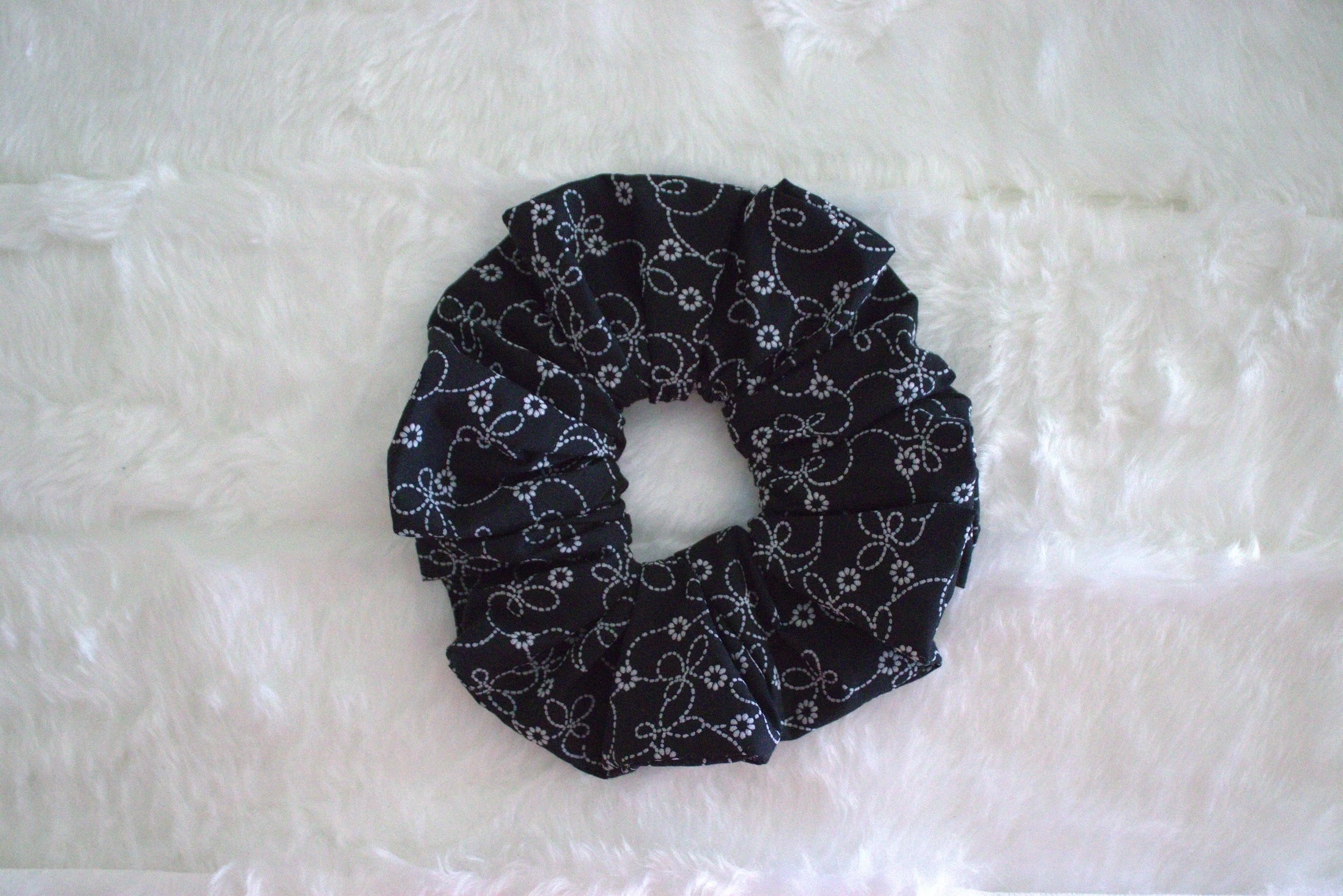 Chunky Scrunchie - BLACK FLORAL