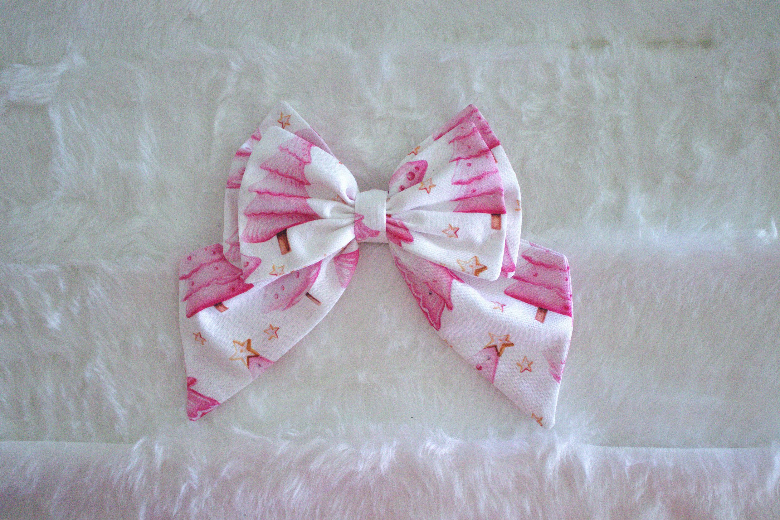 Medium Sailor Bow - Pink Christmas