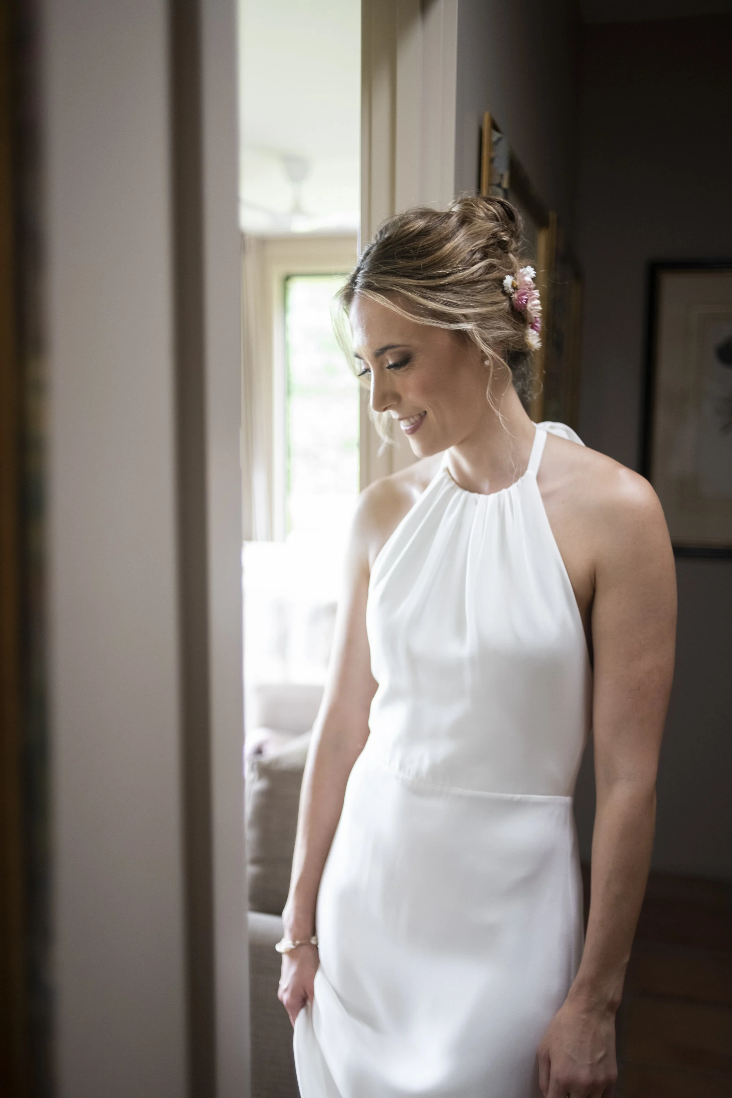 Destination Bridal hairstylist available in Europe