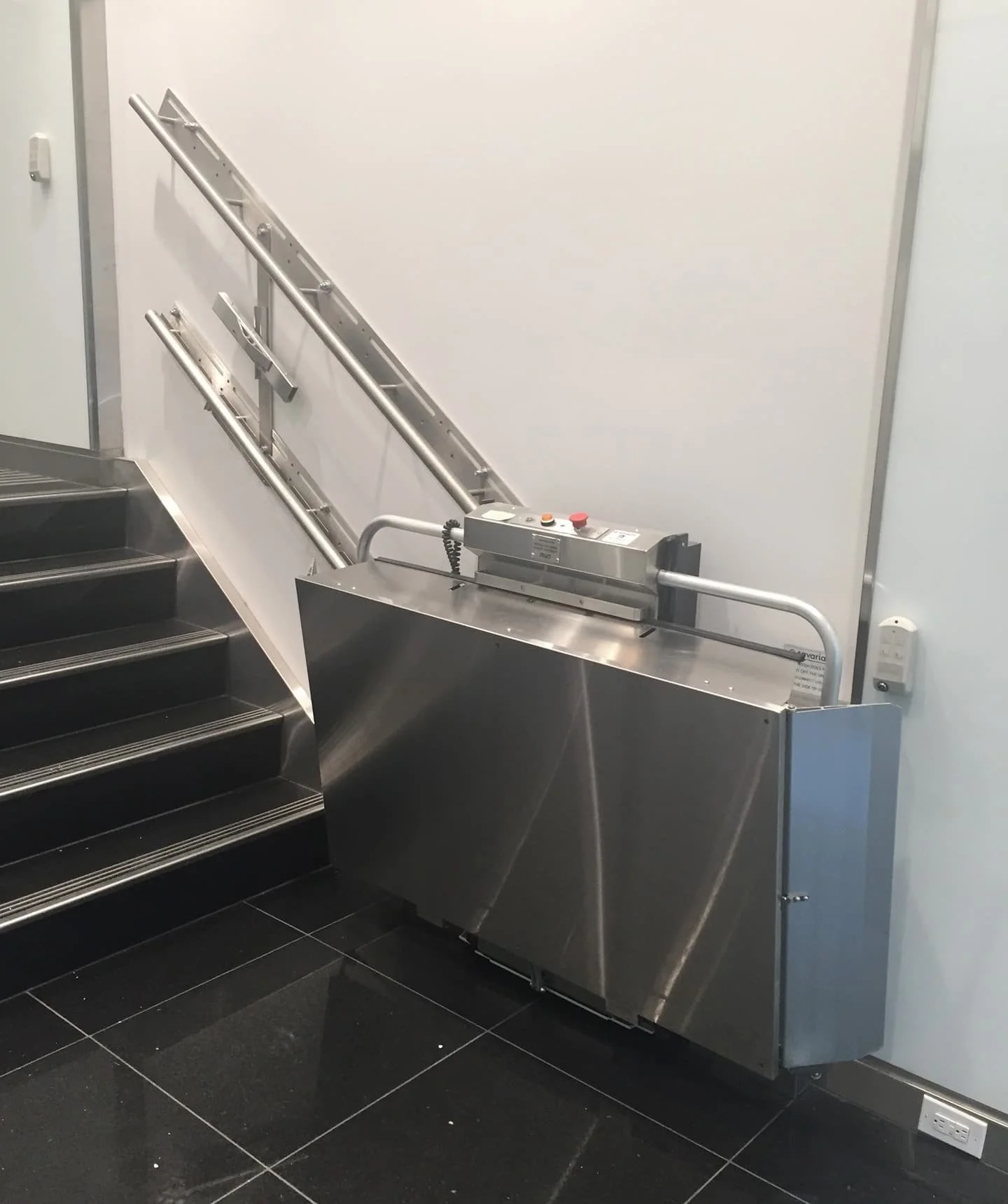 Platform Lifts & Wheelchair Lifts for Home & Commercial Accessibility ...