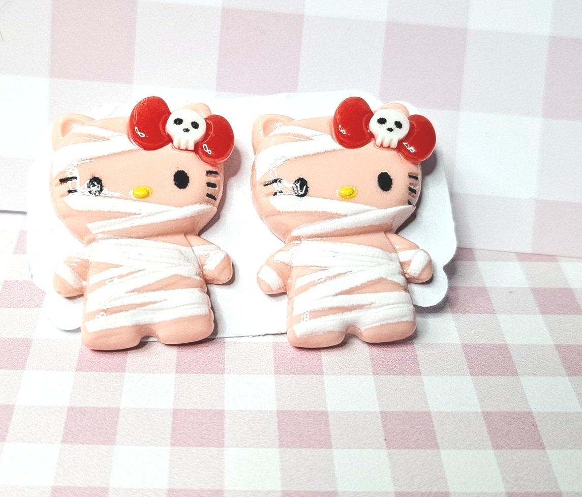 Sanrio - Spooky Kitty Pink - Creepy Kawaii Gothic Earrings