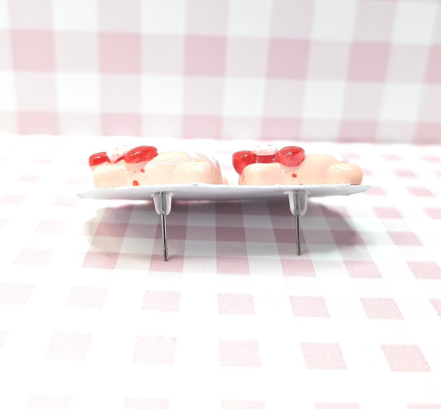 Sanrio - Spooky Kitty Pink - Creepy Kawaii Gothic Earrings