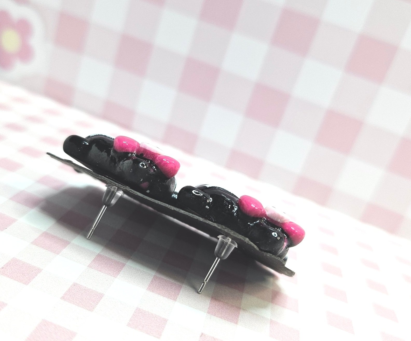 Sanrio - Spooky Kitty Black - Creepy Kawaii Gothic Earrings