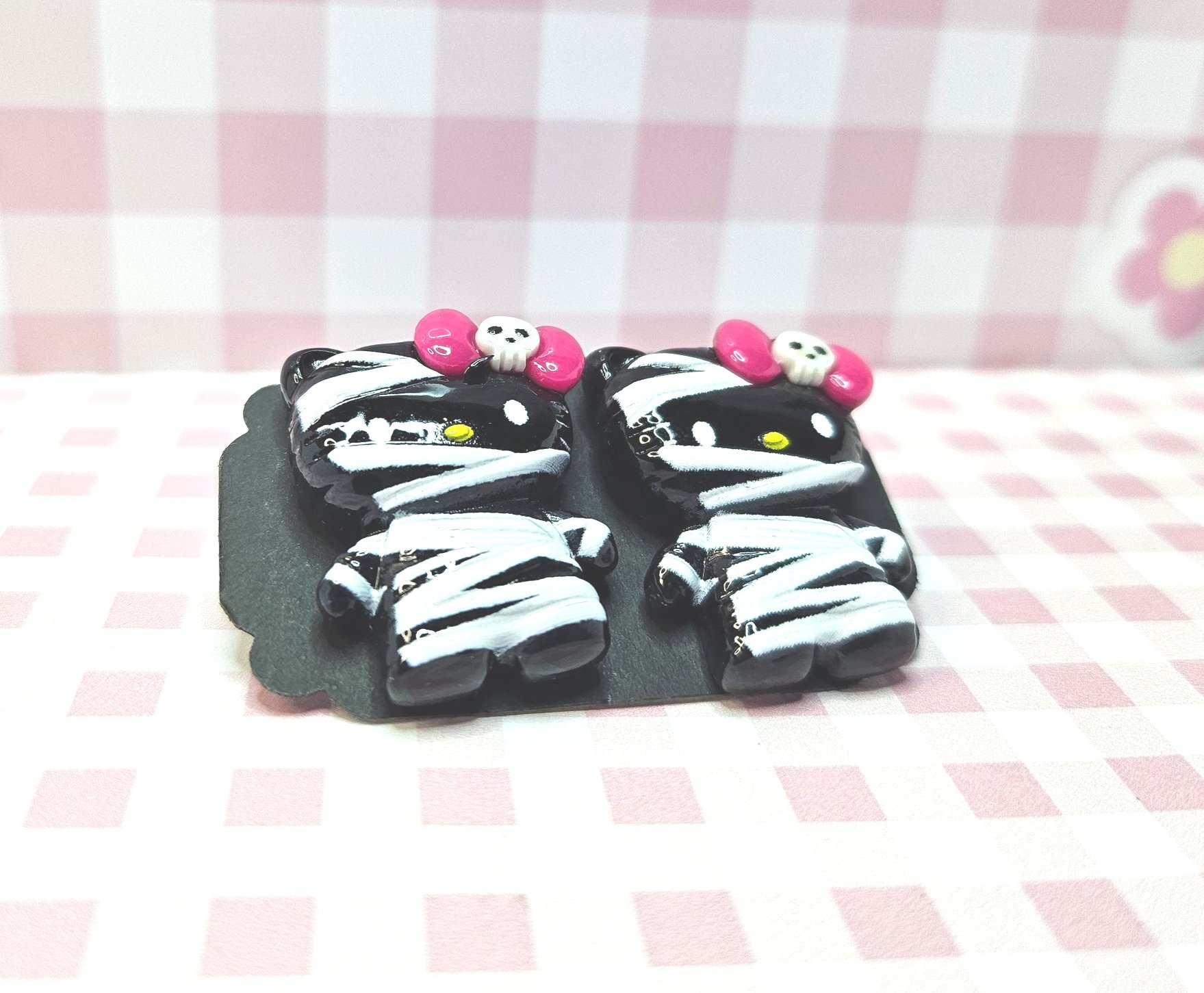Sanrio - Spooky Kitty Black - Creepy Kawaii Gothic Earrings