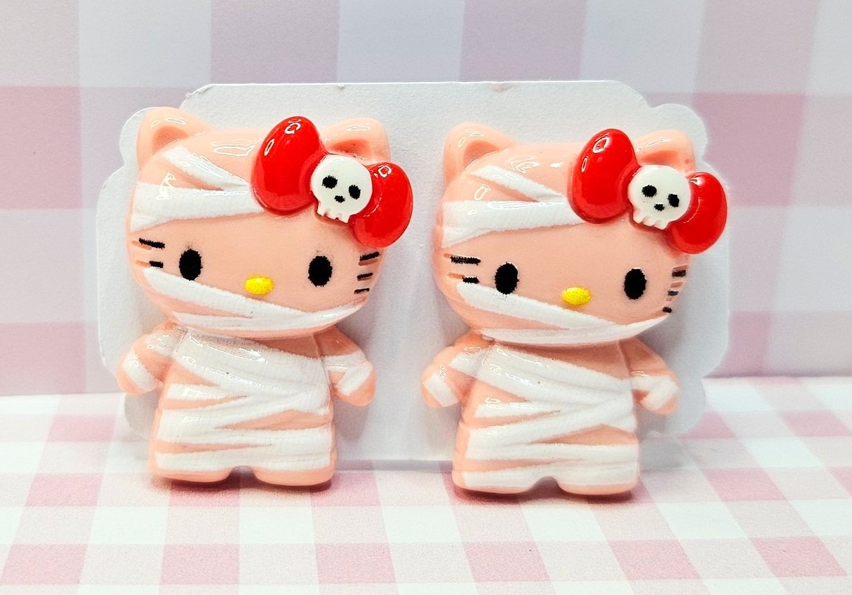 Sanrio - Spooky Kitty Pink - Creepy Kawaii Gothic Earrings