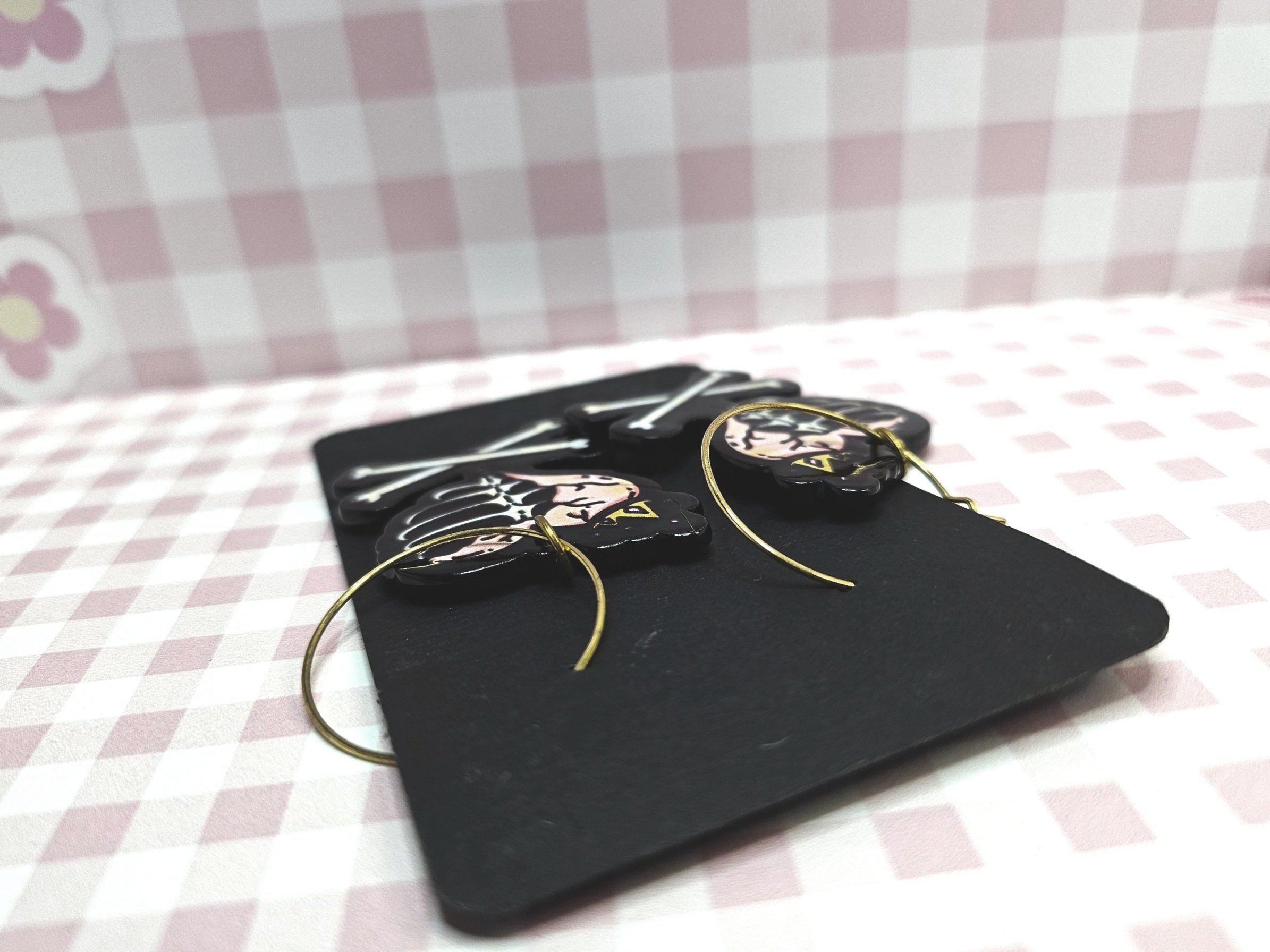 Heart Royal - Creepy Kawaii Gothic Earrings