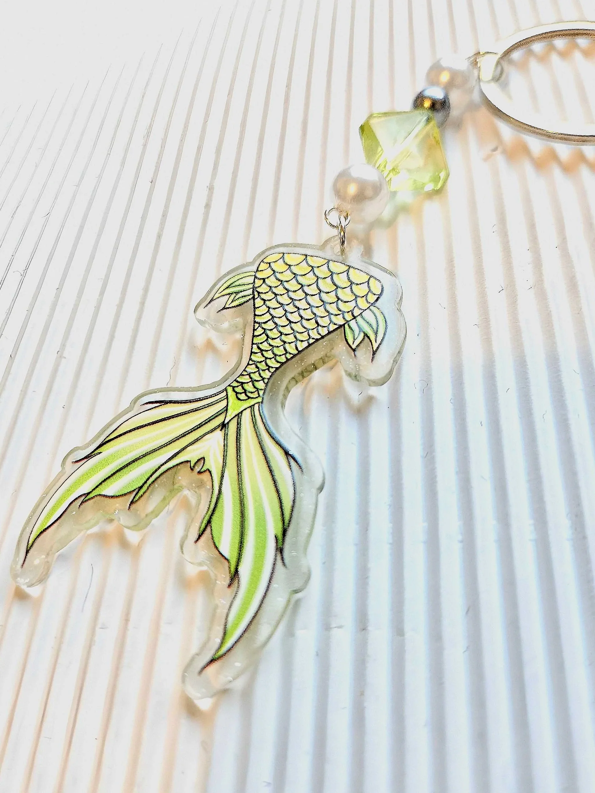 Peridot Green Mermaid Tail Keychain – Ocean Fantasy Kawaii Charm