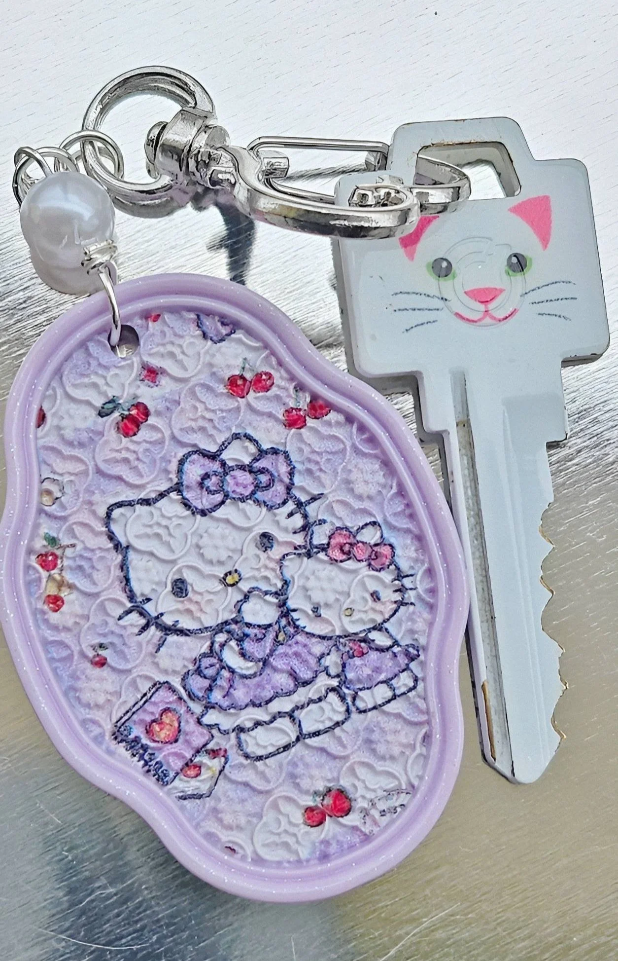 Twinkle Purple (Hello Kitty) Keychain