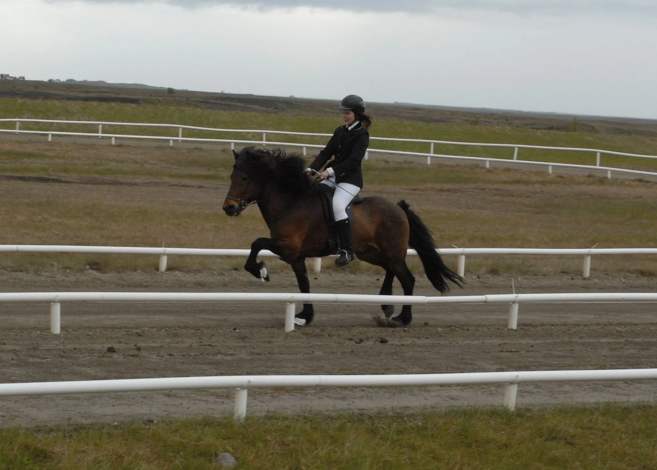 Sigurbjörg Bára riding Forseti