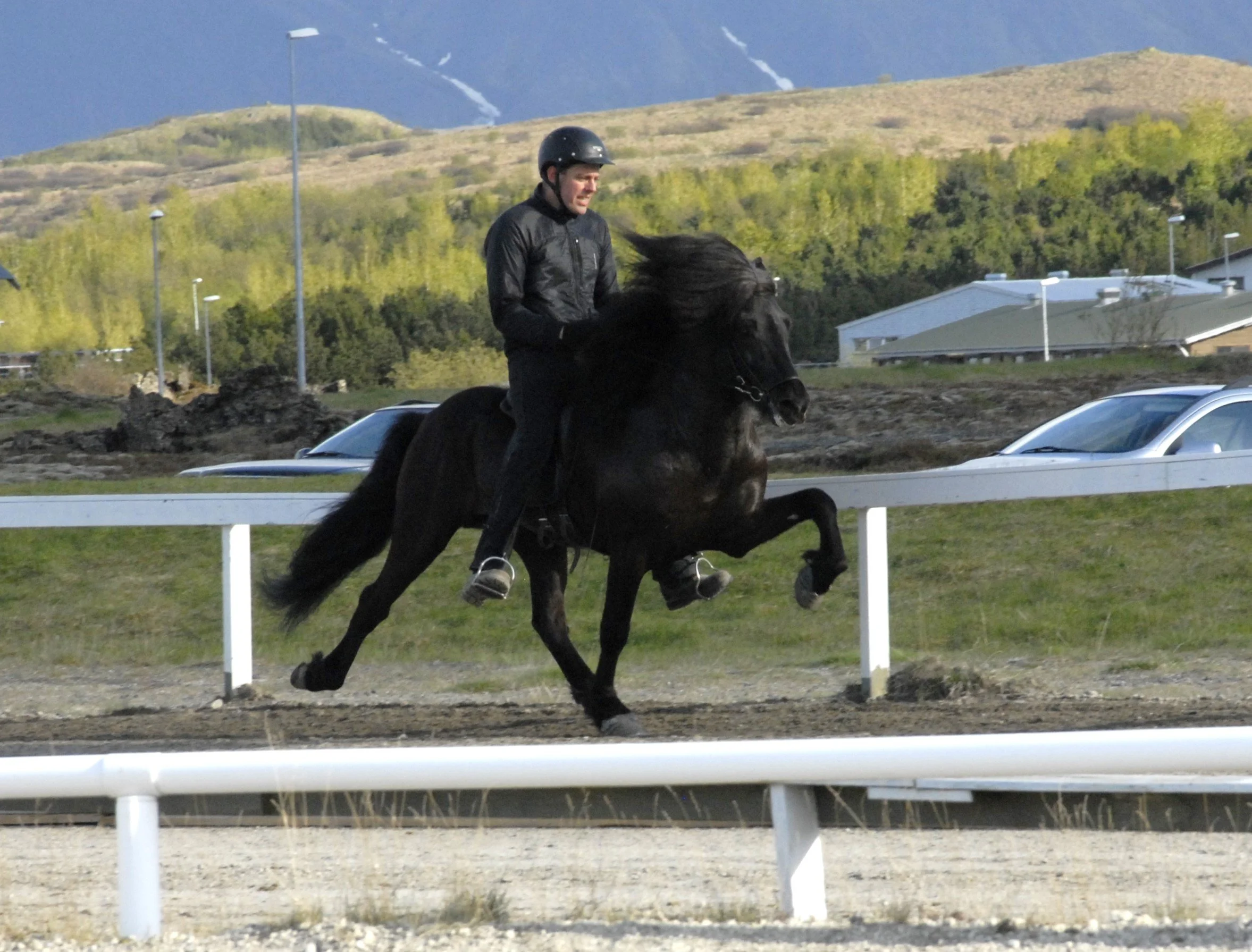 Sigurður Óli Kristinsson riding Hreyfill when 6 years old