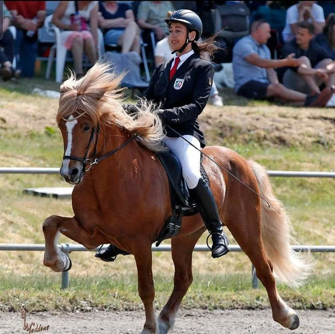 Annette Durand riding Ganti