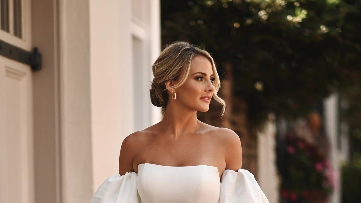 Luxe Collection Bridal Boutique - Dress & Attire - Brampton