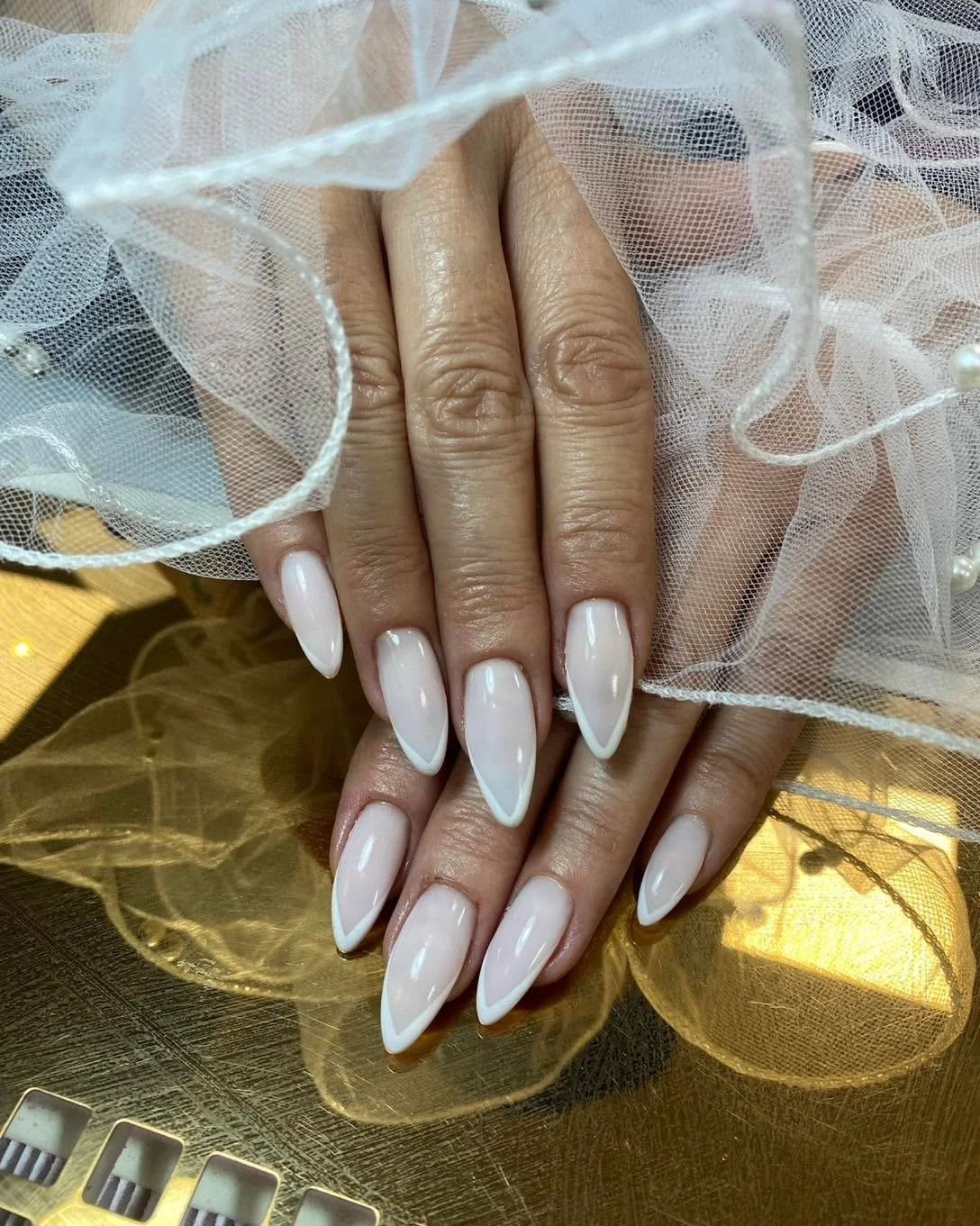 These French tips said: sharp, clean, and ready to slay December 🤍❄️