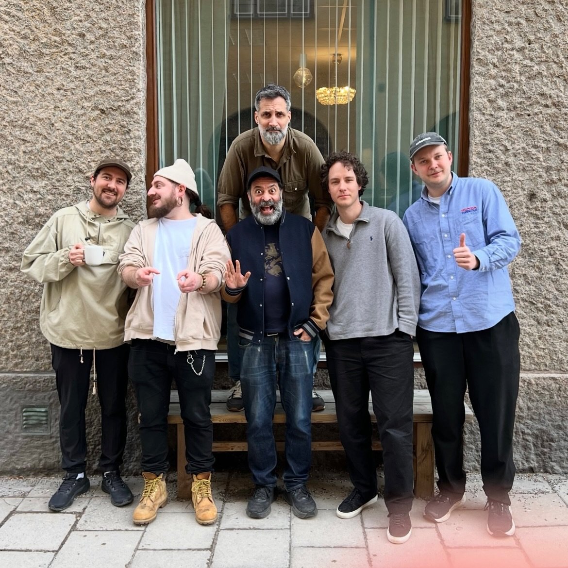 Superfint att f&aring; kika f&ouml;rbi AMK Morgon, l&auml;gga lite bars och snacka skit! 20:00 ikv&auml;ll k&ouml;r vi p&aring; Pet Sounds Bar (n&auml;ra Slussen) ❤️ Ses d&auml;r!