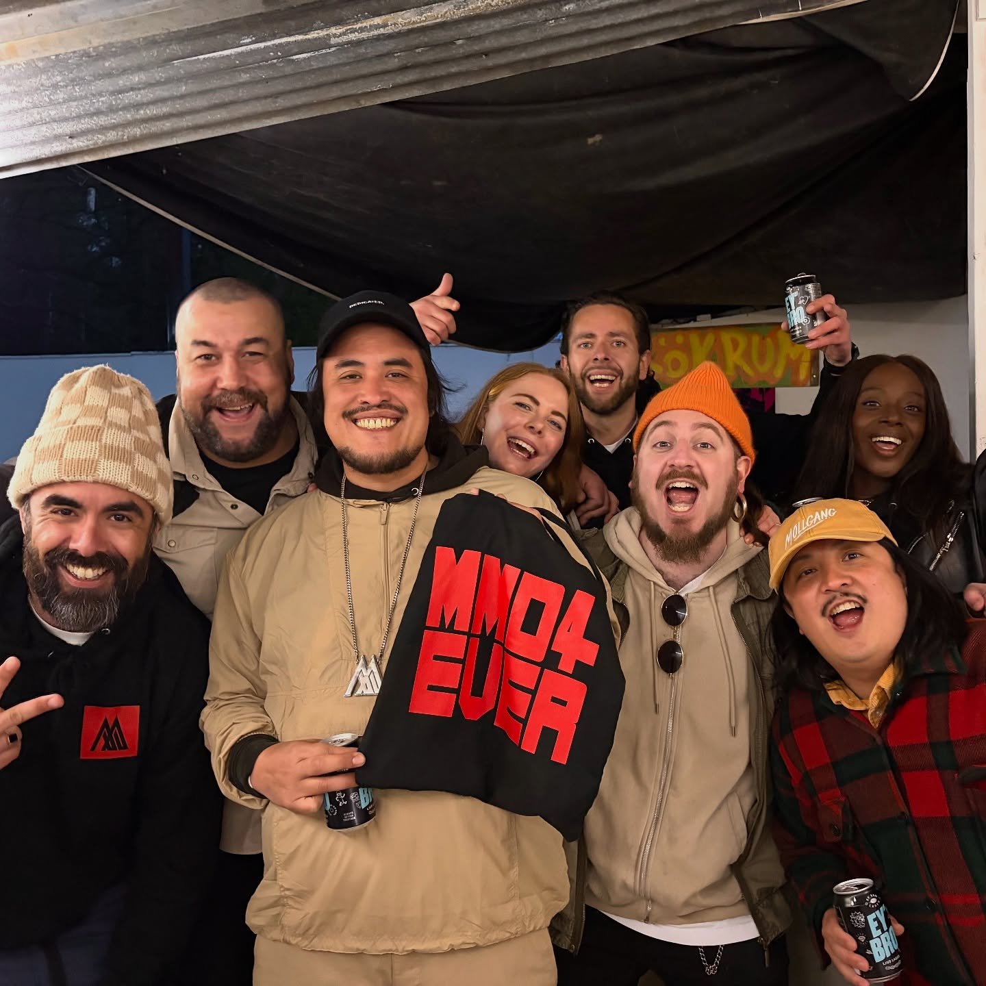 Riiiiktigt nice vibe backstage p&aring; Springbeast @snosatra ❤️🔥 L&auml;nge leve Mollgang, MMD och Labyrint, l&auml;nge leve graffiti 🫡
