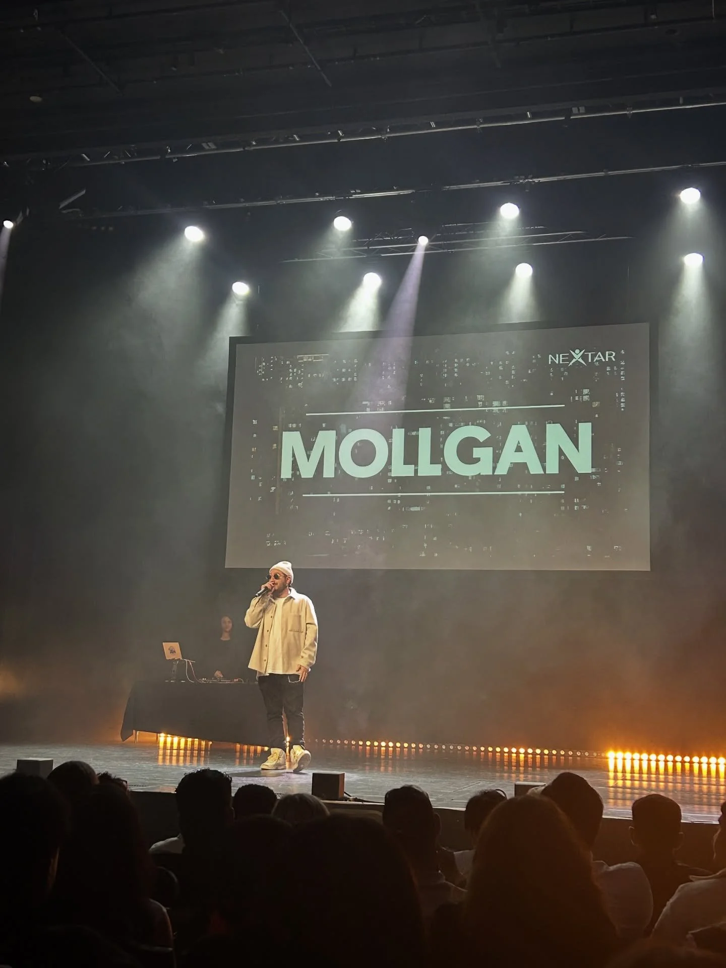 Idag fick jag den stora &auml;ran att upptr&auml;da och snacka lite om mitt arbete med ungdomar p&aring; Nextars avslutningskv&auml;ll p&aring; Lorensbergsteatern! Superfint event med s&aring; m&aring;nga grymma elever och eldsj&auml;lar 🙌