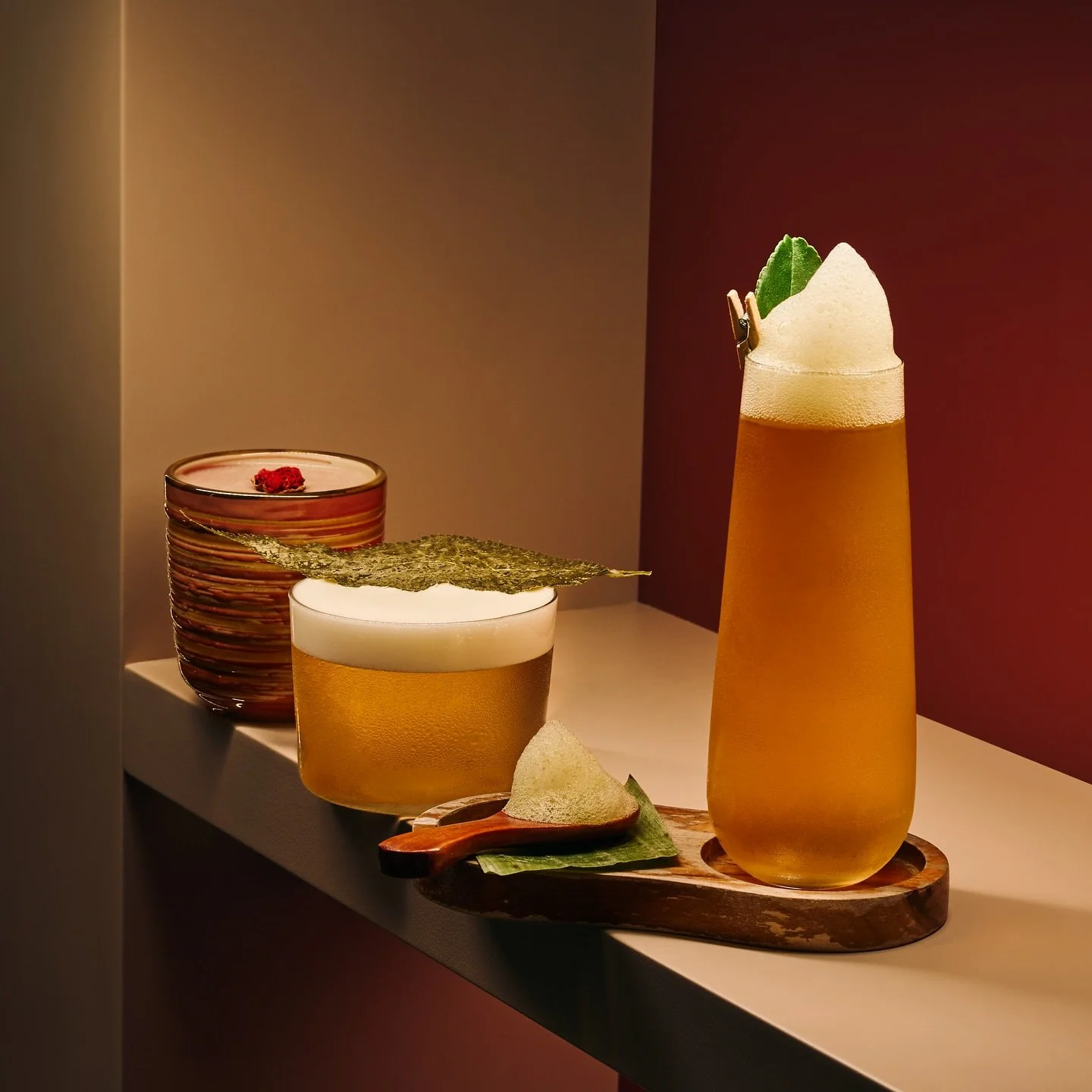 Happy Sunday! ☀️ Which one of these drinks haven&rsquo;t you tried yet? Today might just be the day :) 

Photo: @nicoleandbagol 

#suite115 #torontobar #happysunday #littleitaly