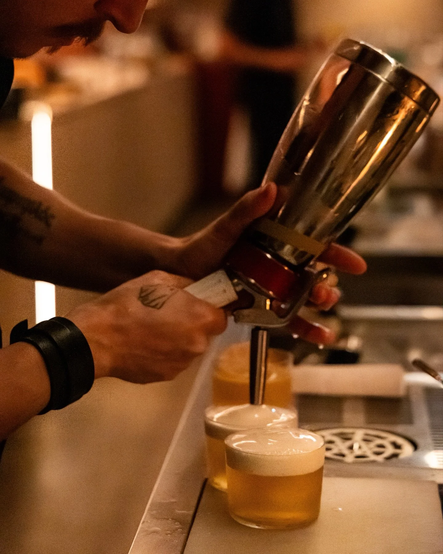 We could talk about cocktails all day long, and we usually do lol. If you&rsquo;re curious about anything on the menu, come pick our brains!

#suite115 #torontococktails #torontolittleitaly