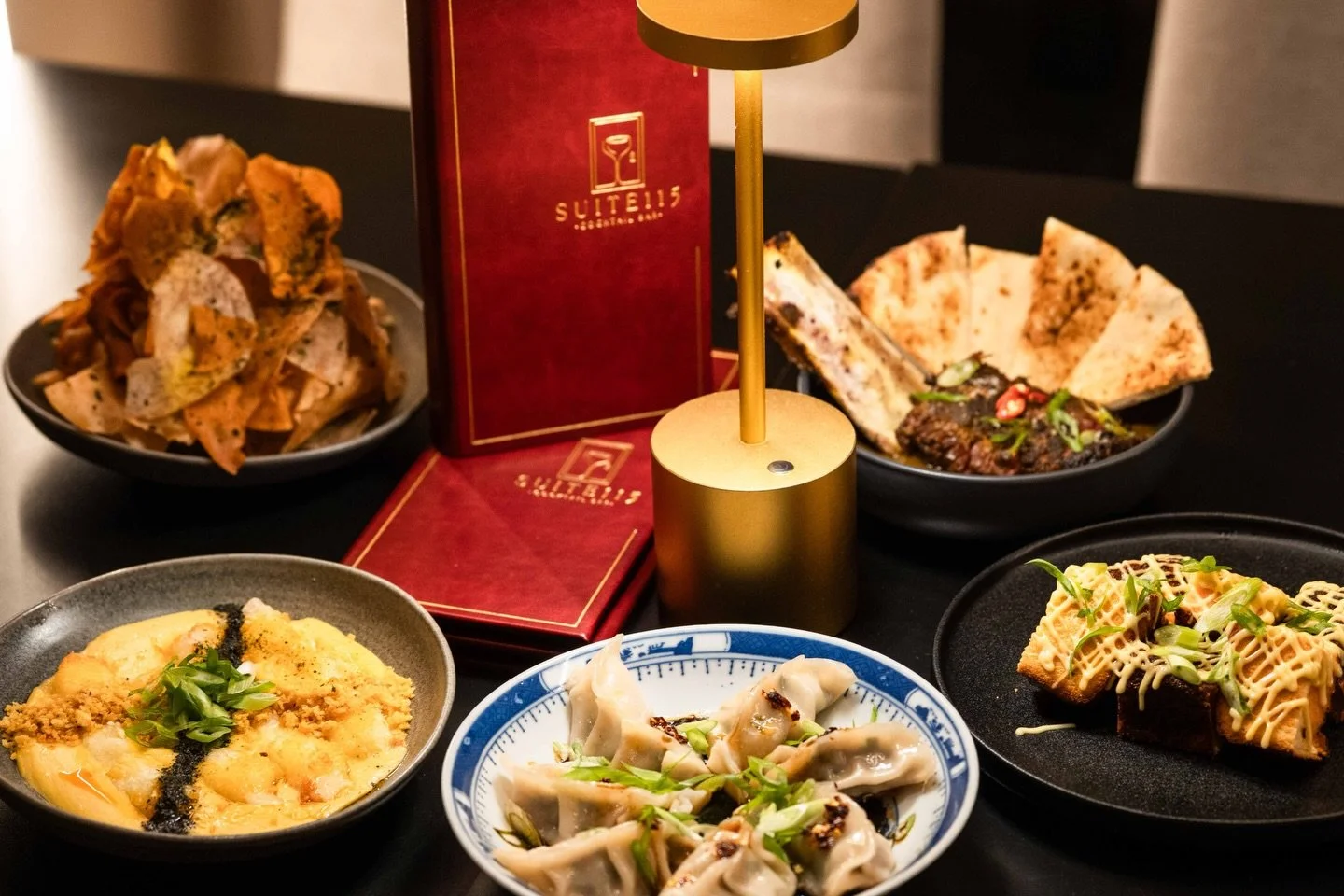 A fresh year calls for fresh flavours! New foods are on the way👀Come enjoy our current menu before the changes roll in 🍽️✨

#suite115 #torontolittleitaly #torontococktailbar