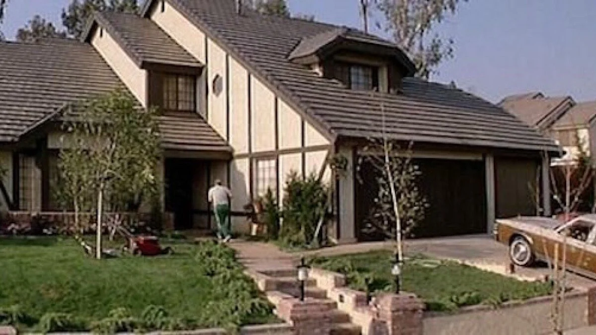 poltergeist freeling house.jpeg