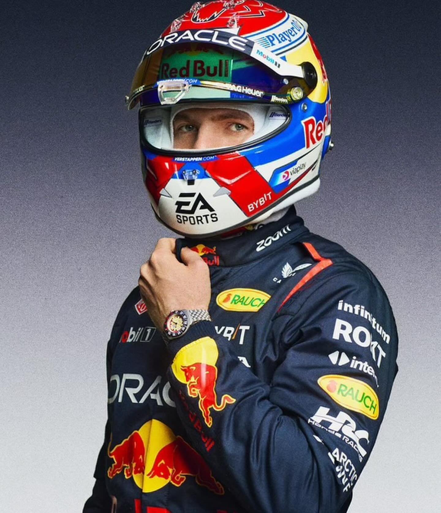 @maxverstappen1 for @kith @tagheuer 🏎️

Read all the details via link in bio 👀

#SneakerSpott #KITH #TAGHear #MaxVerstappen
