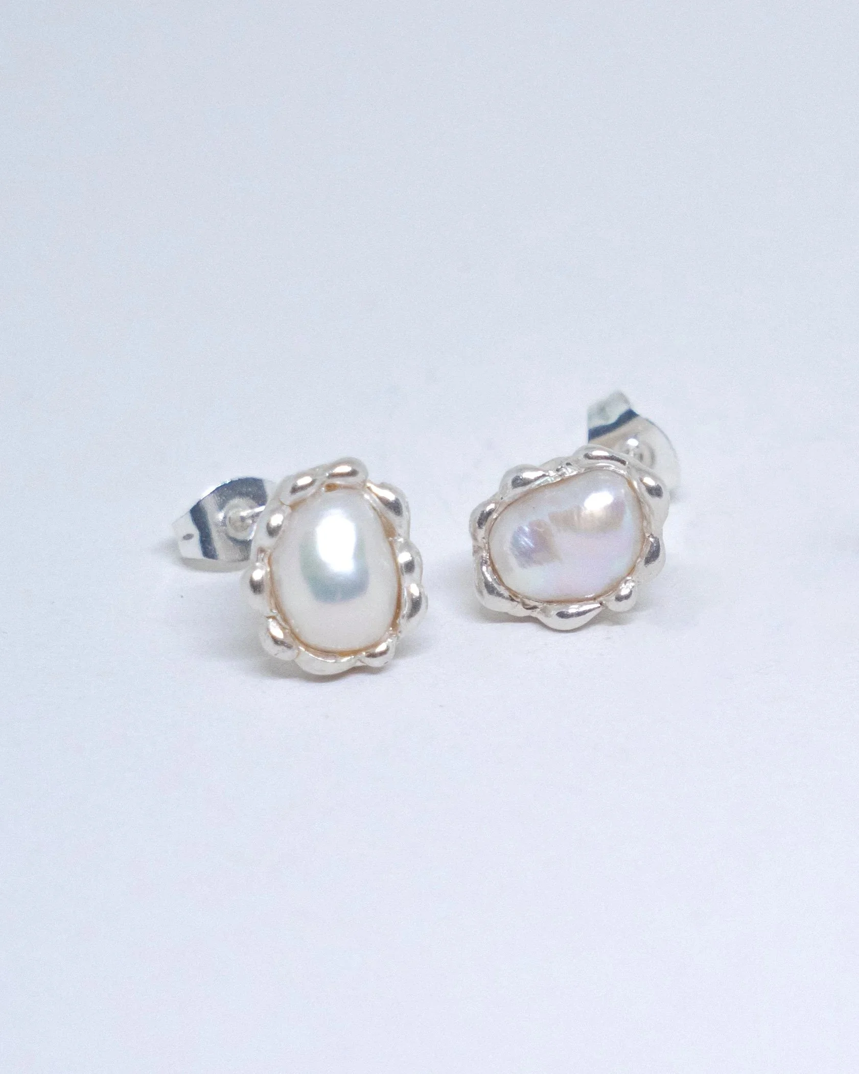 River Pearls Stud Earrings in silver 925