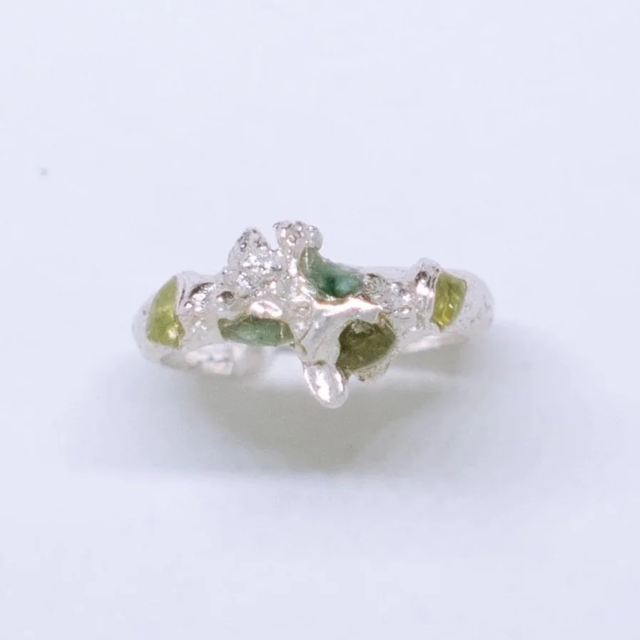 Harveya silver 925 ring with agate and olivine stones