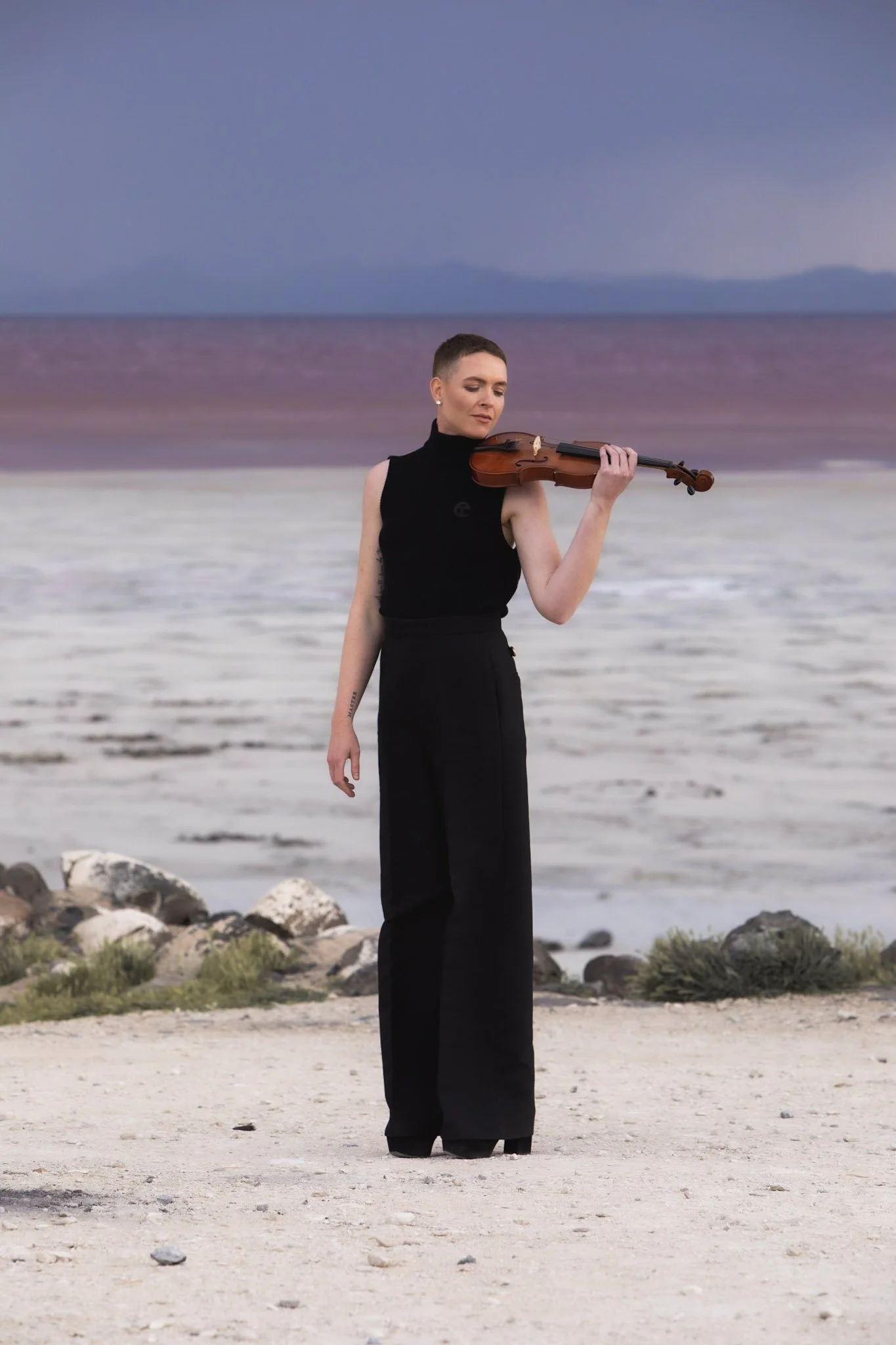 SW5D8128. JD playing violin on the beach.jpg