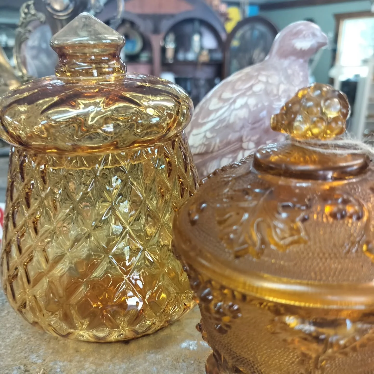 Happy Fall! We made it through another Georgia summer. #heirloomvintage #heirloombowman #antiquesandvintage #elbertcountyantiques #northeastgaantiques