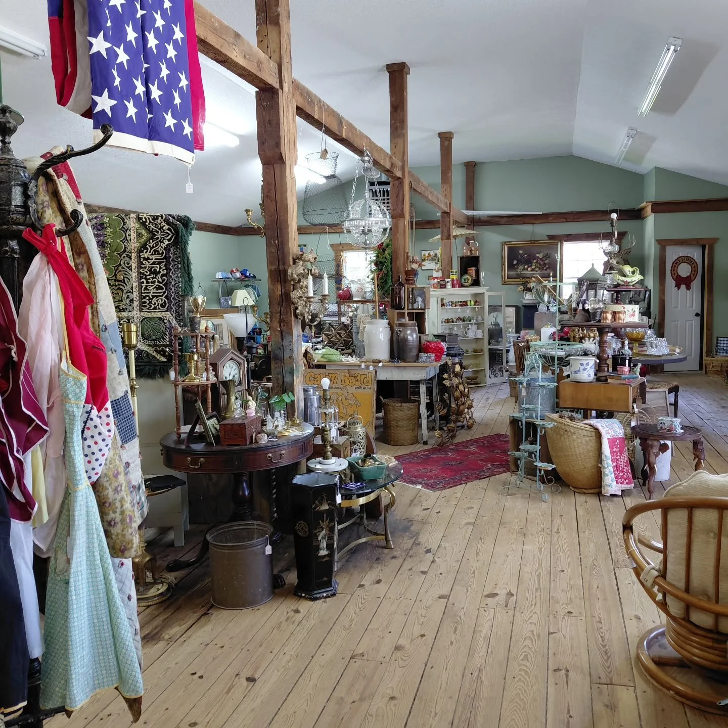 We are open today 10-5, but we will be CLOSED tomorrow. Saturday June 6th, to attend a family event. Have a great weekend and we hope to see you soon! #heirloomvintage #heirloombowman