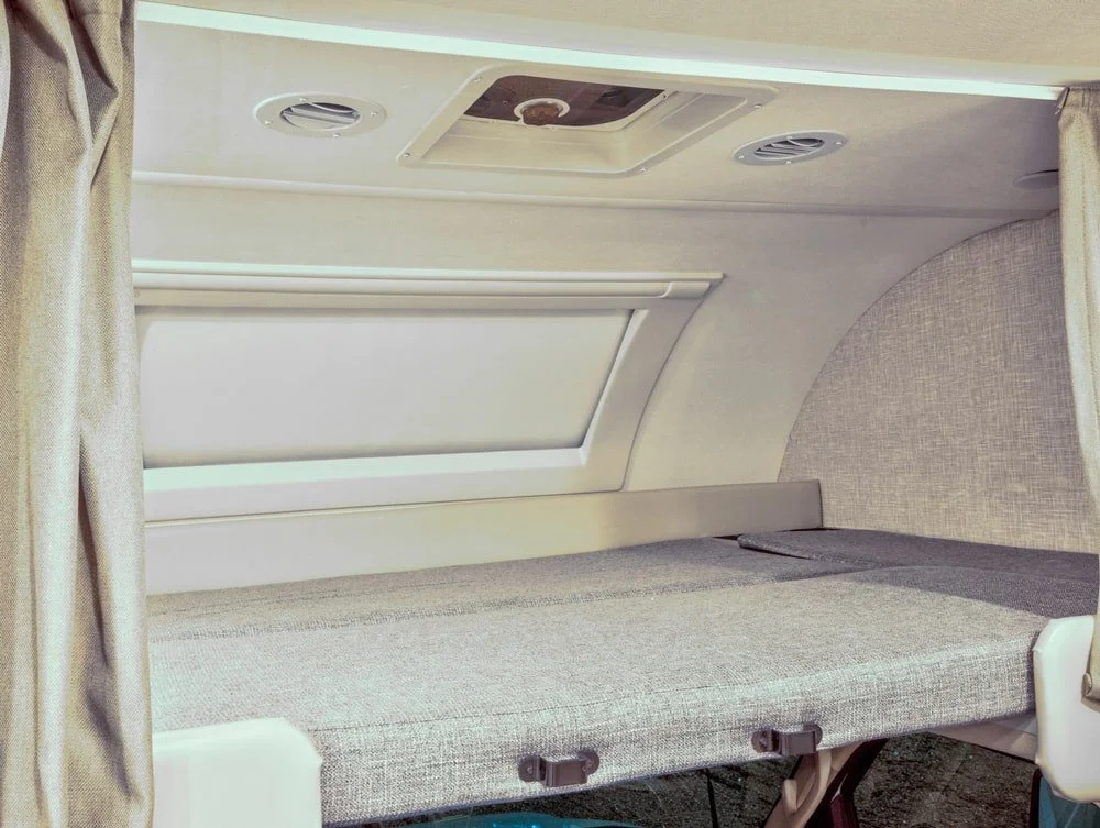 thor-motor-coach-for-rent-03.jpg