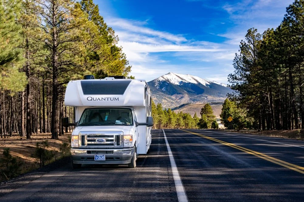 thor-motor-coach-for-rent-14.jpg