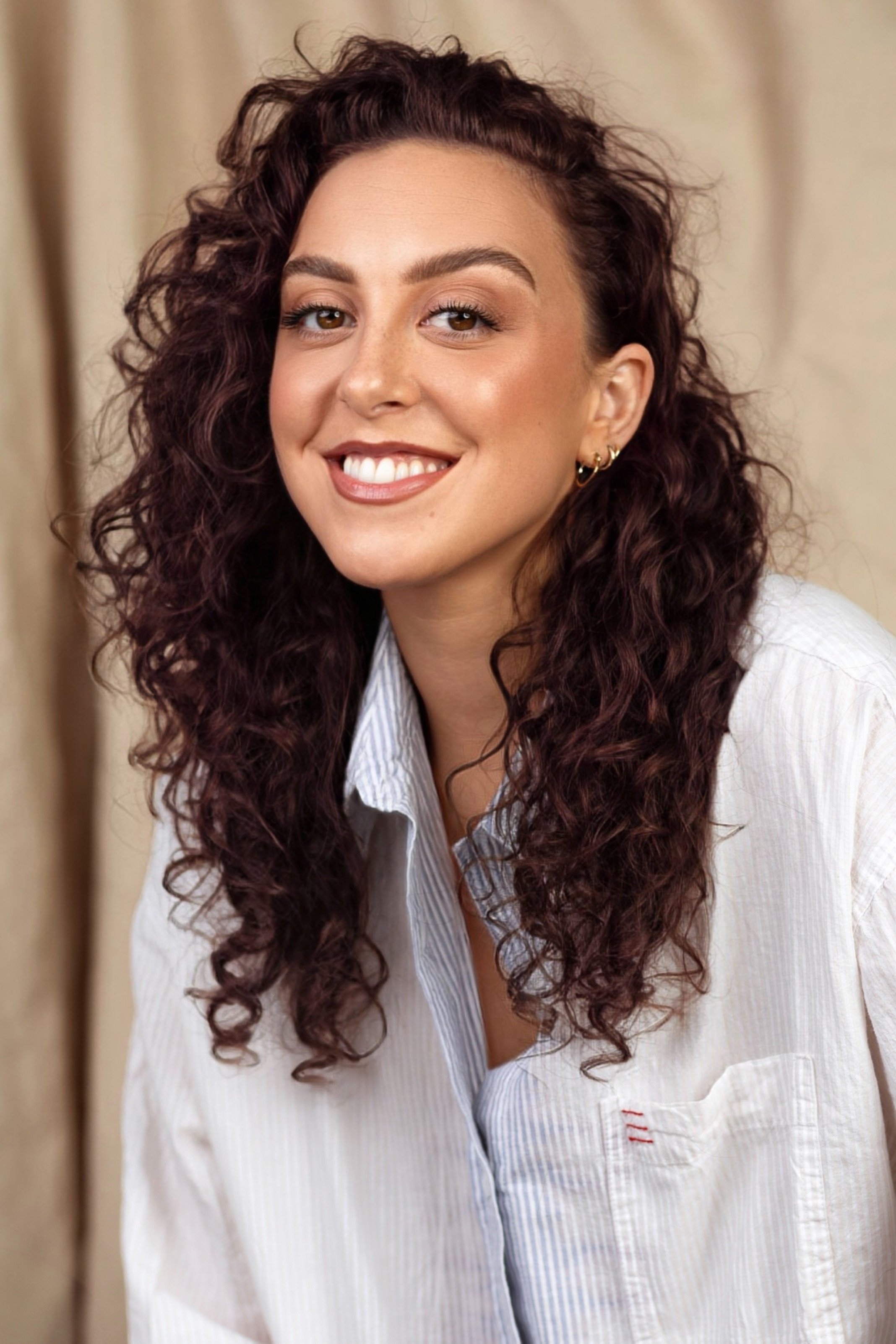Molly Thompson 2.jpg
