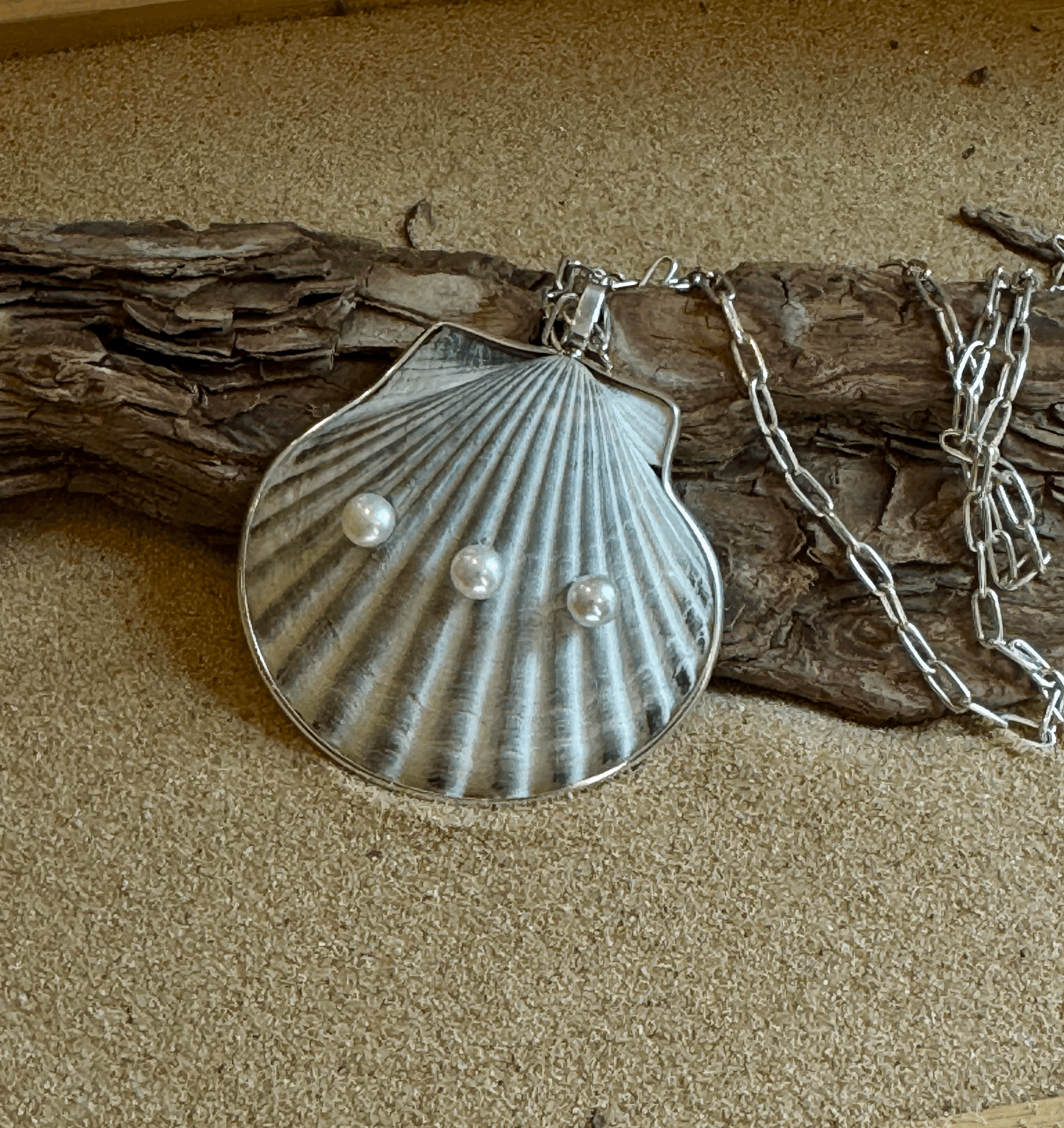 Titanium Silver Pearl