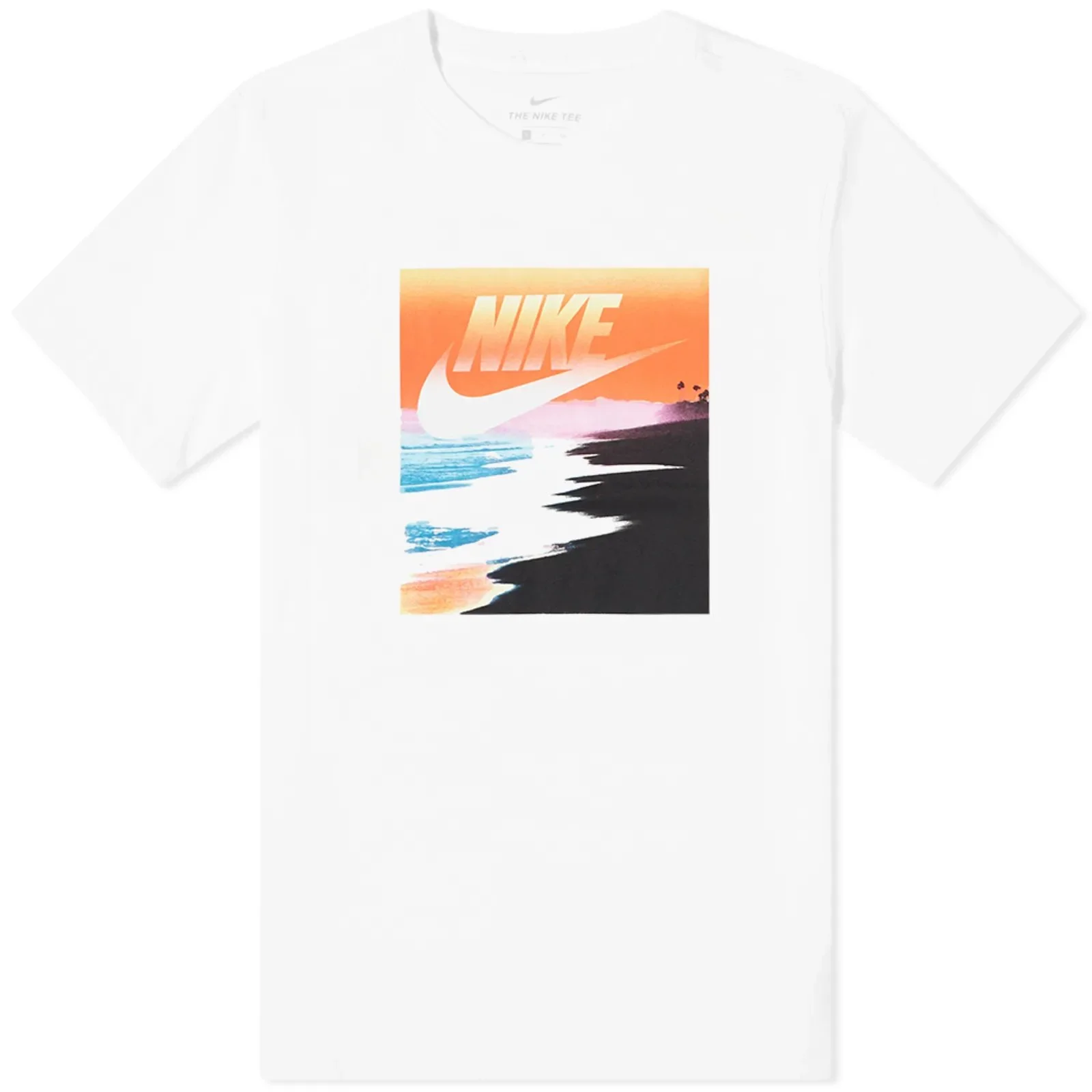 13-07-2020Nike-Summer-Photo-Tee---White---_CW0428-100_1_1.jpg