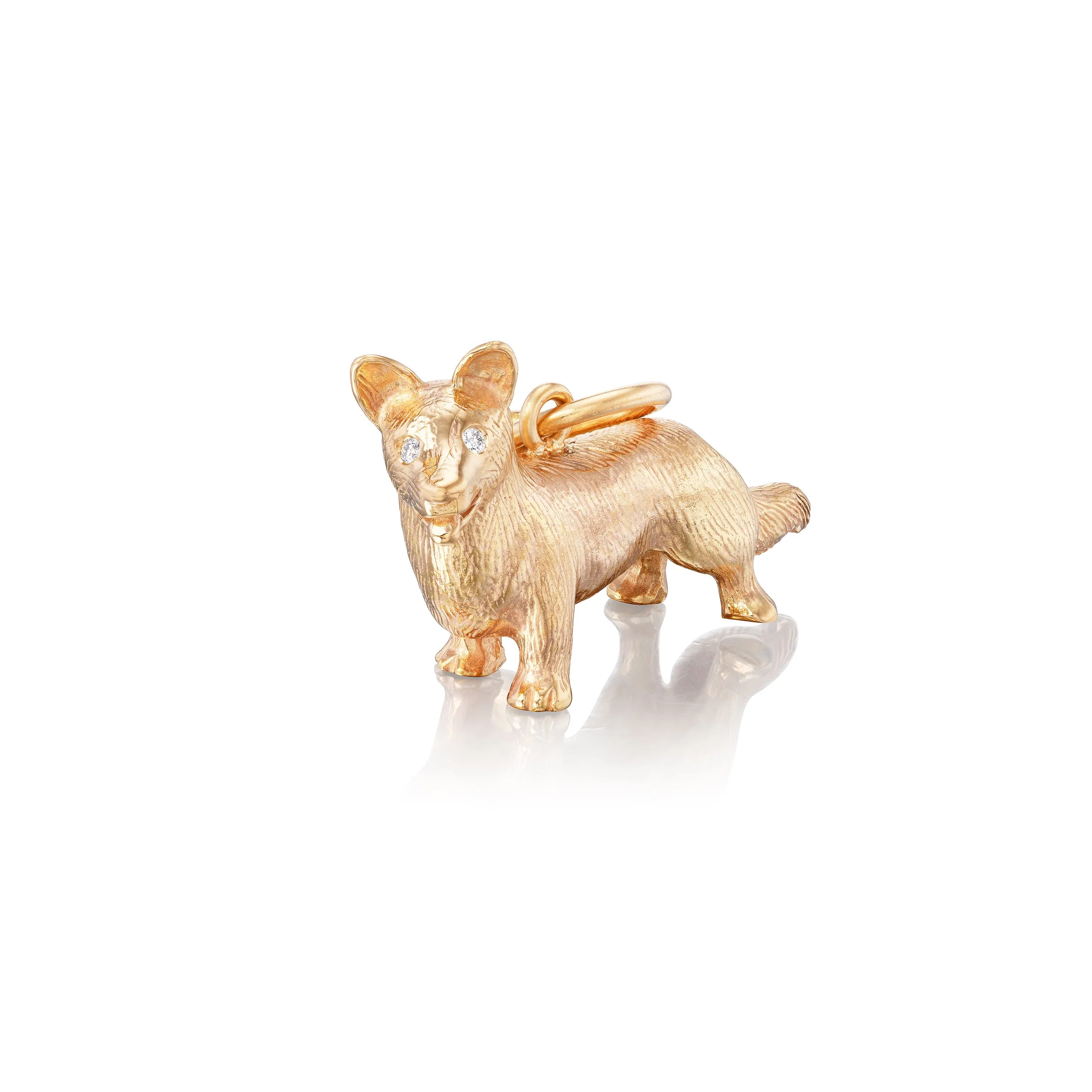 Corgi pendant in 18k gold with diamond eyes, front view