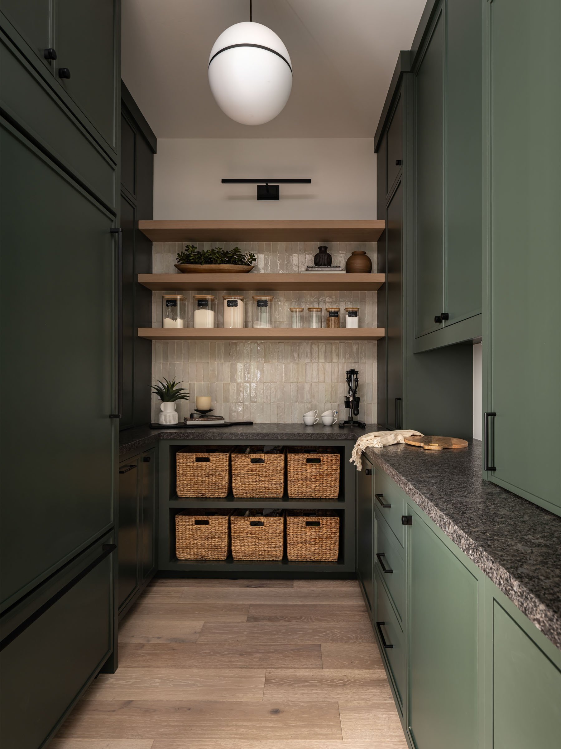 Ciseks_Pantry_7979RR.jpg