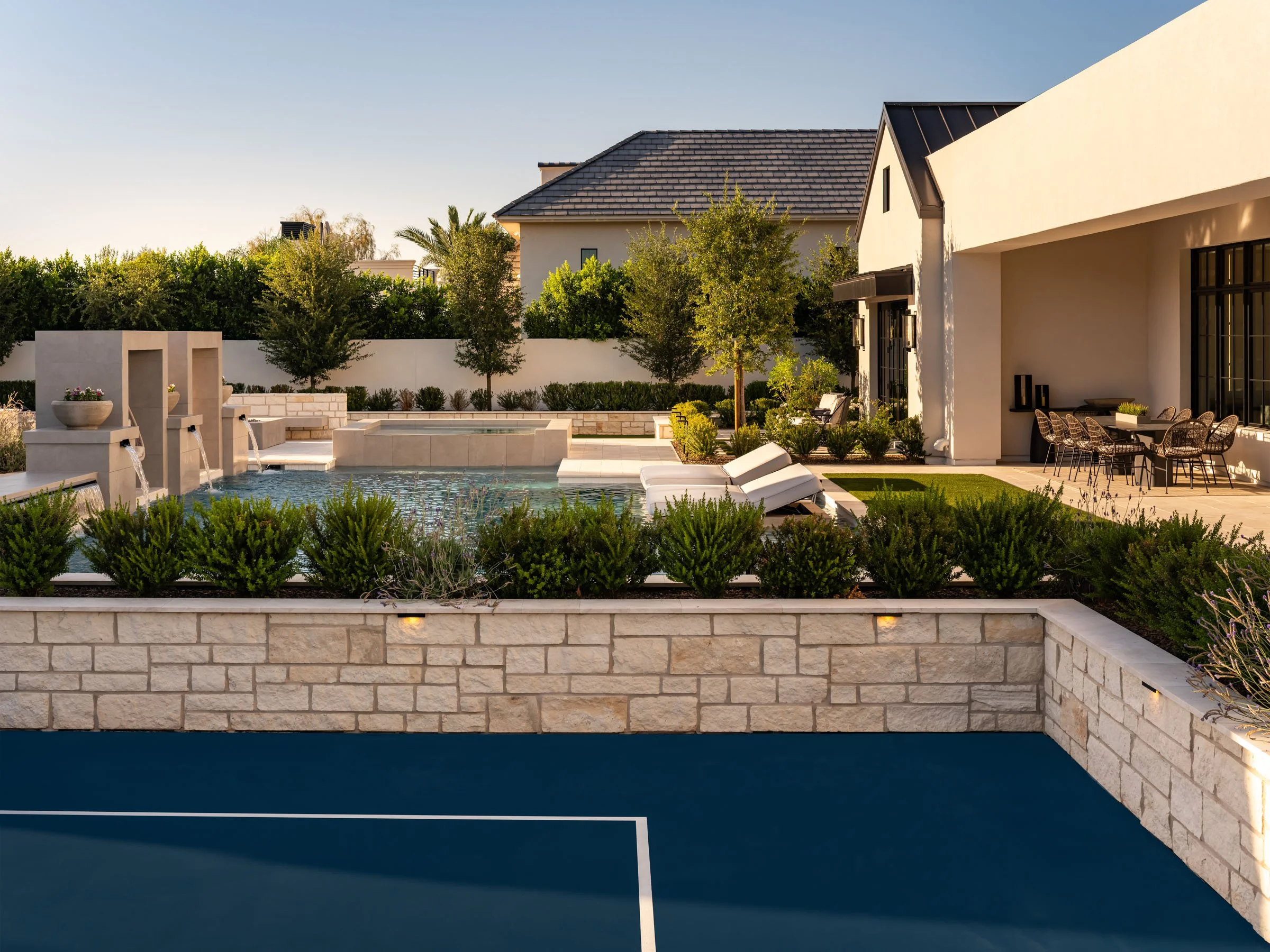 Ciseks_Backyard_8093RR.jpg