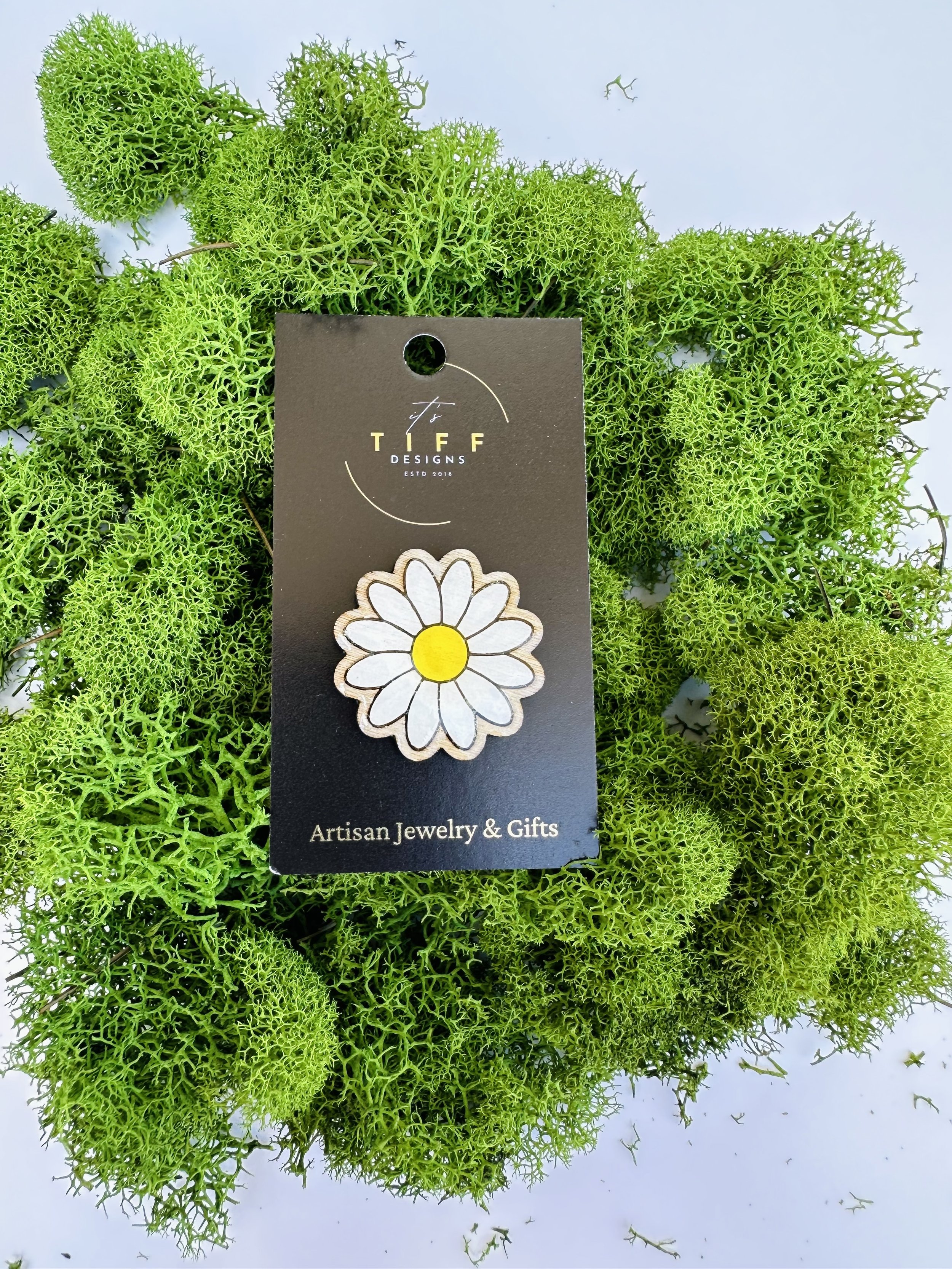 Daisy Pin