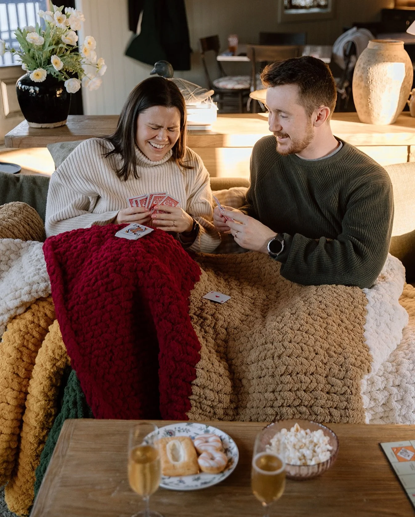 WE KNOW HOW TO MAKE YOU THE FAM FAVOURITE 😏

Hosting season is here, and nothing says thank you like showing up with a show-stopping NICNAKKNITS blanket!

Flowers, wine &mdash; been there, done that. So take it from us and grab a blanket your host w