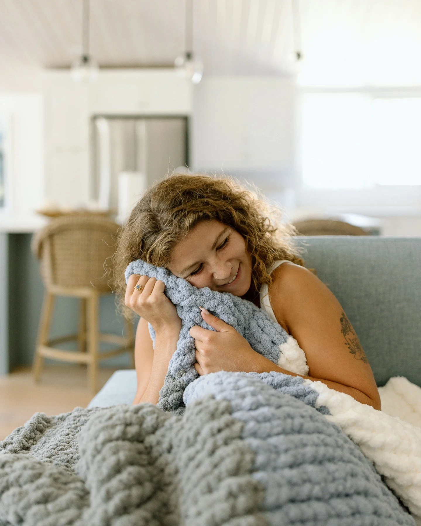 It's back to school szn📚⁠
⁠
Do you have a child moving into residence or heading back to campus? ⁠
⁠
A Nicnakknits blanket is one of those essentials every college or university student will be thankful for (or at least that's what our customers tel