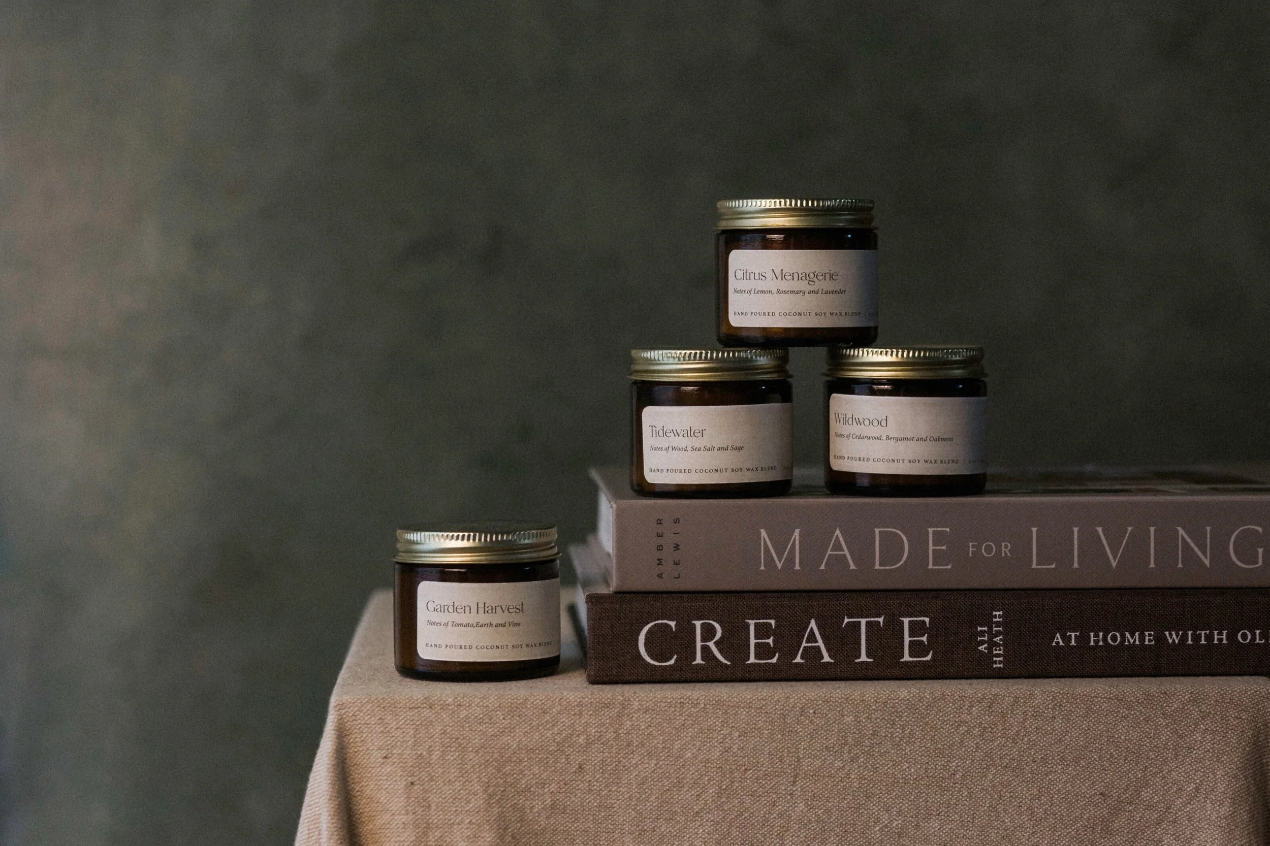 the hard part is choosing just one... but with our discovery sets, you don&rsquo;t have to. 

this set was created for the curious, the collectors, and anyone who gets a wee bit of decision paralysis. 😉

inside, you&rsquo;ll find four chapters of a 