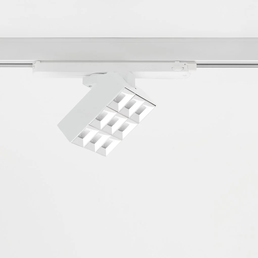 [aqlus] scacco 9x.jpeg