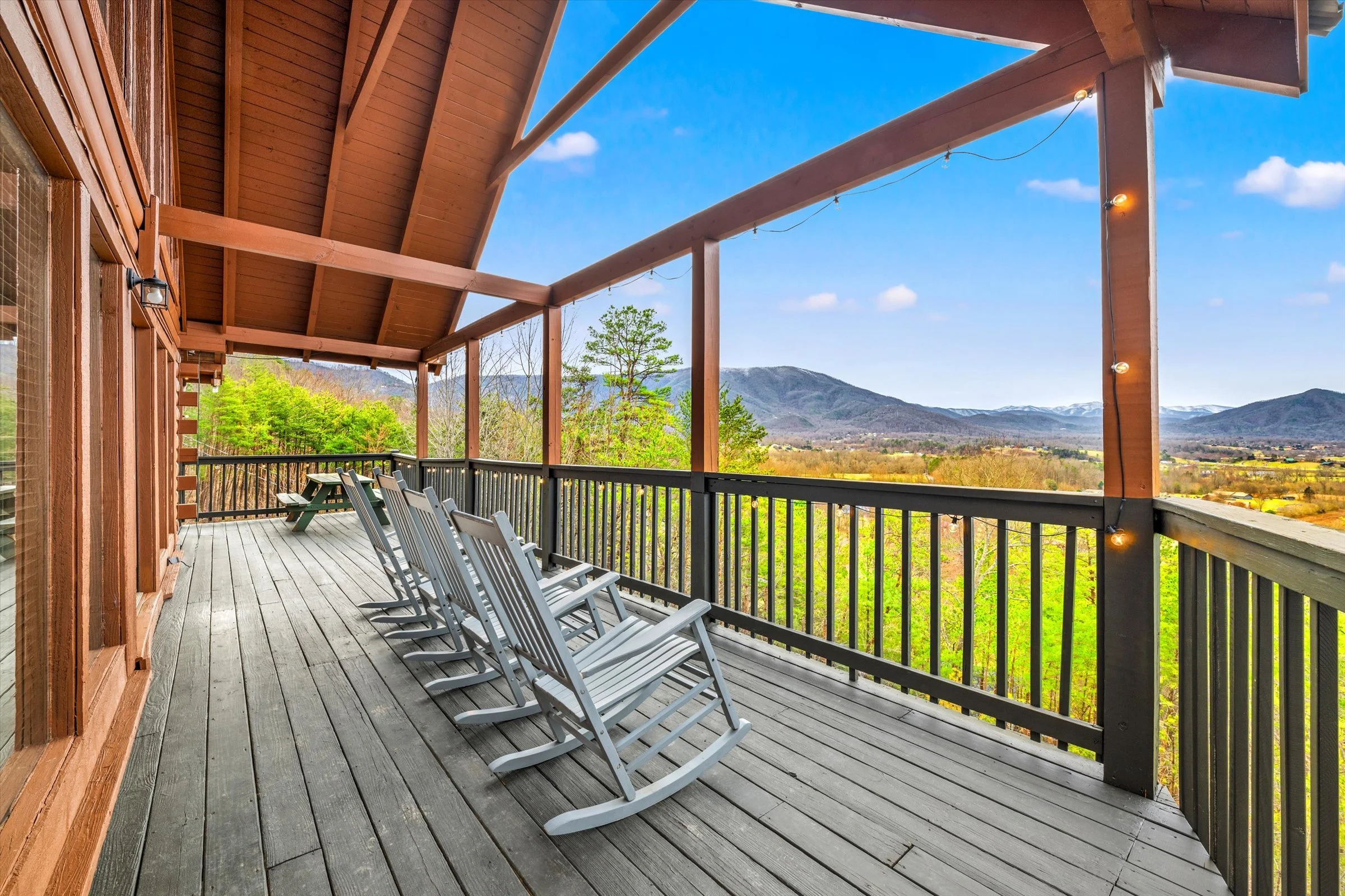 Valley View - Deck & View