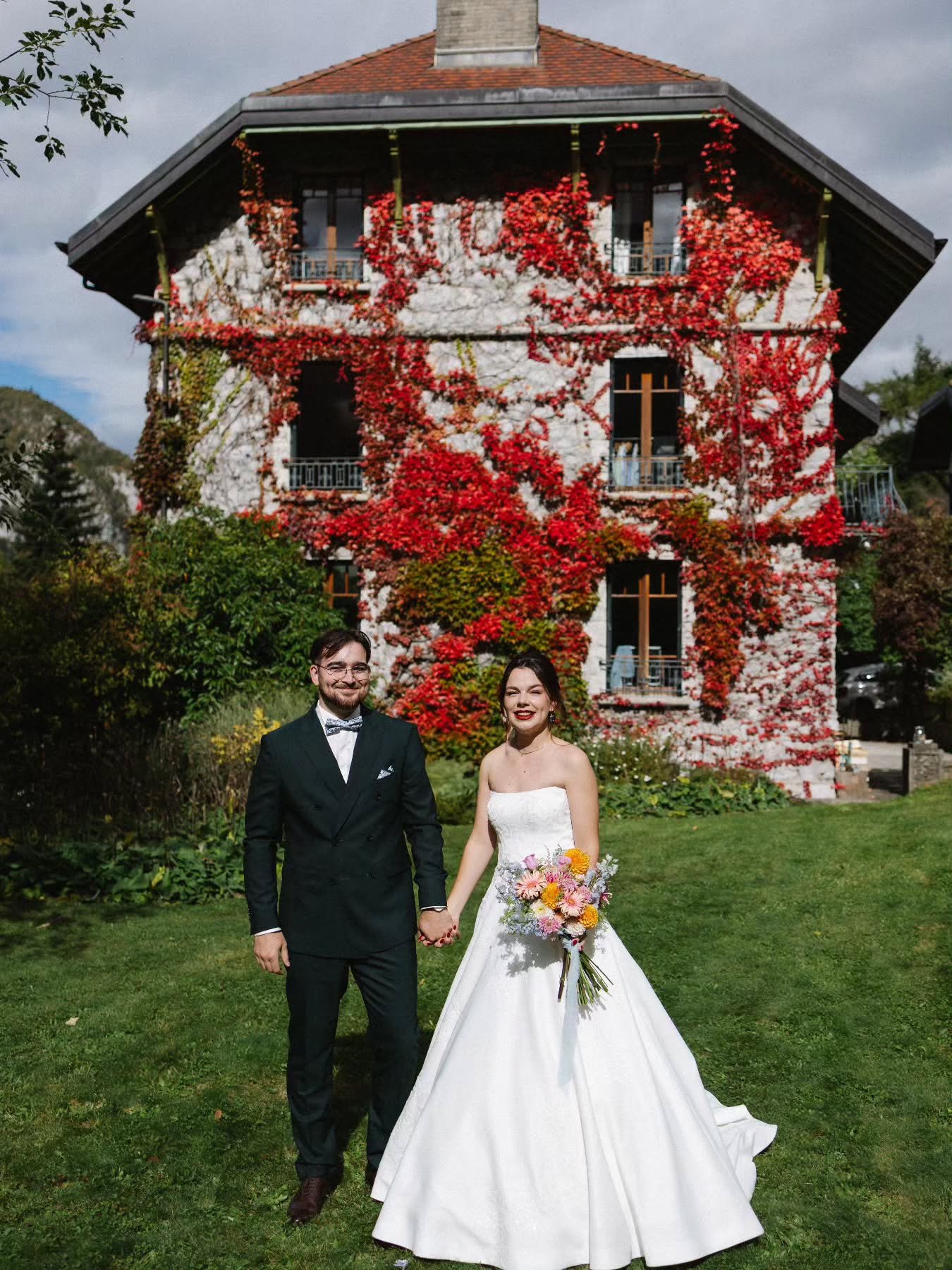 Le first look... Avant les invit&eacute;s.
Avant la musique.
Avant le &laquo; oui &raquo;.

Un moment vrai, sinc&egrave;re, charg&eacute; d&rsquo;&eacute;motion, o&ugrave; tout commence vraiment ✨

Mari&eacute;s 2026, serez-vous plut&ocirc;t first lo