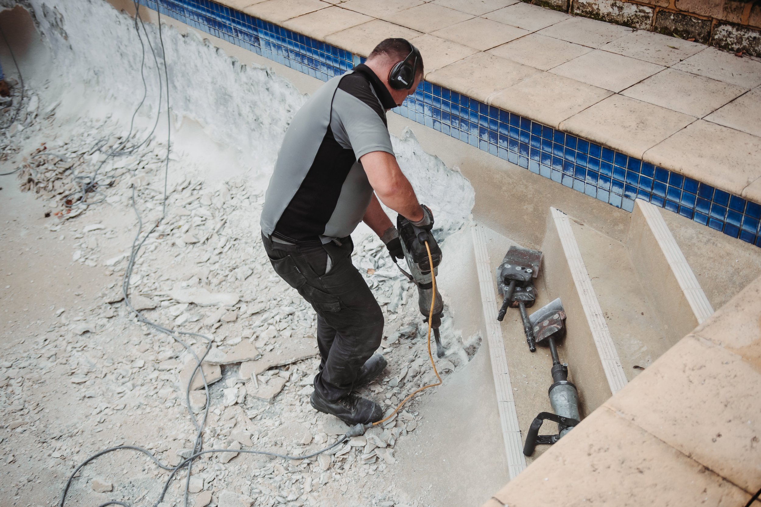 KEANEPOOLDEMO-1.jpg